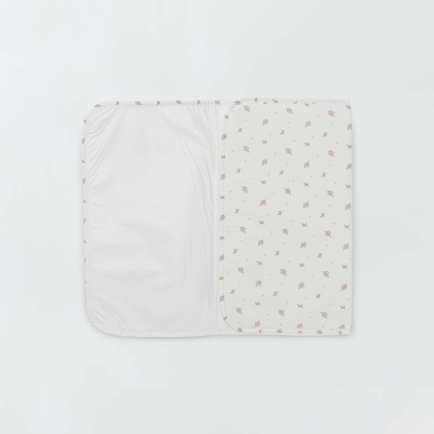 Sac à langer avec tapis et attache poussette Blanc