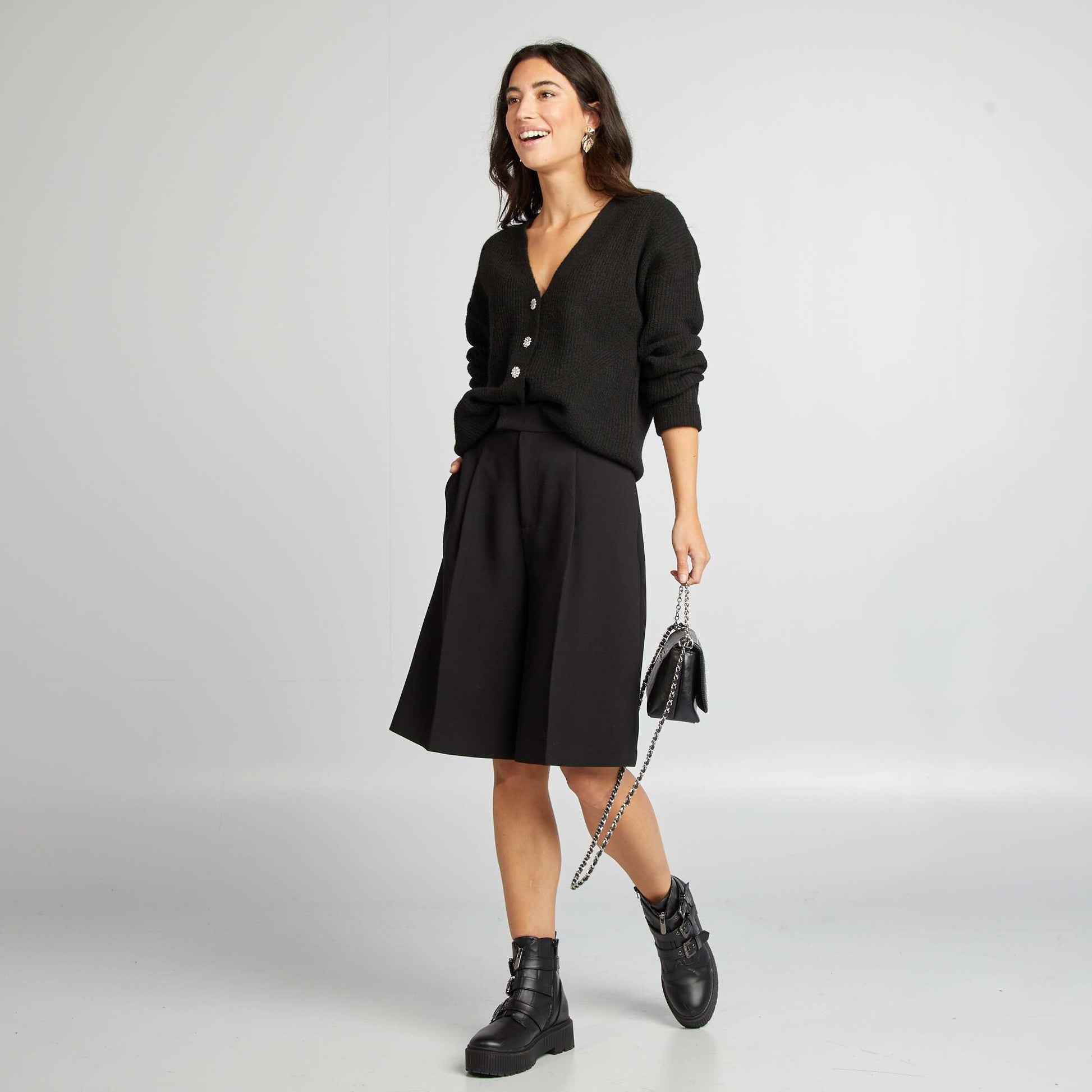 Gilet avec boutonnage fantaisie strass noir