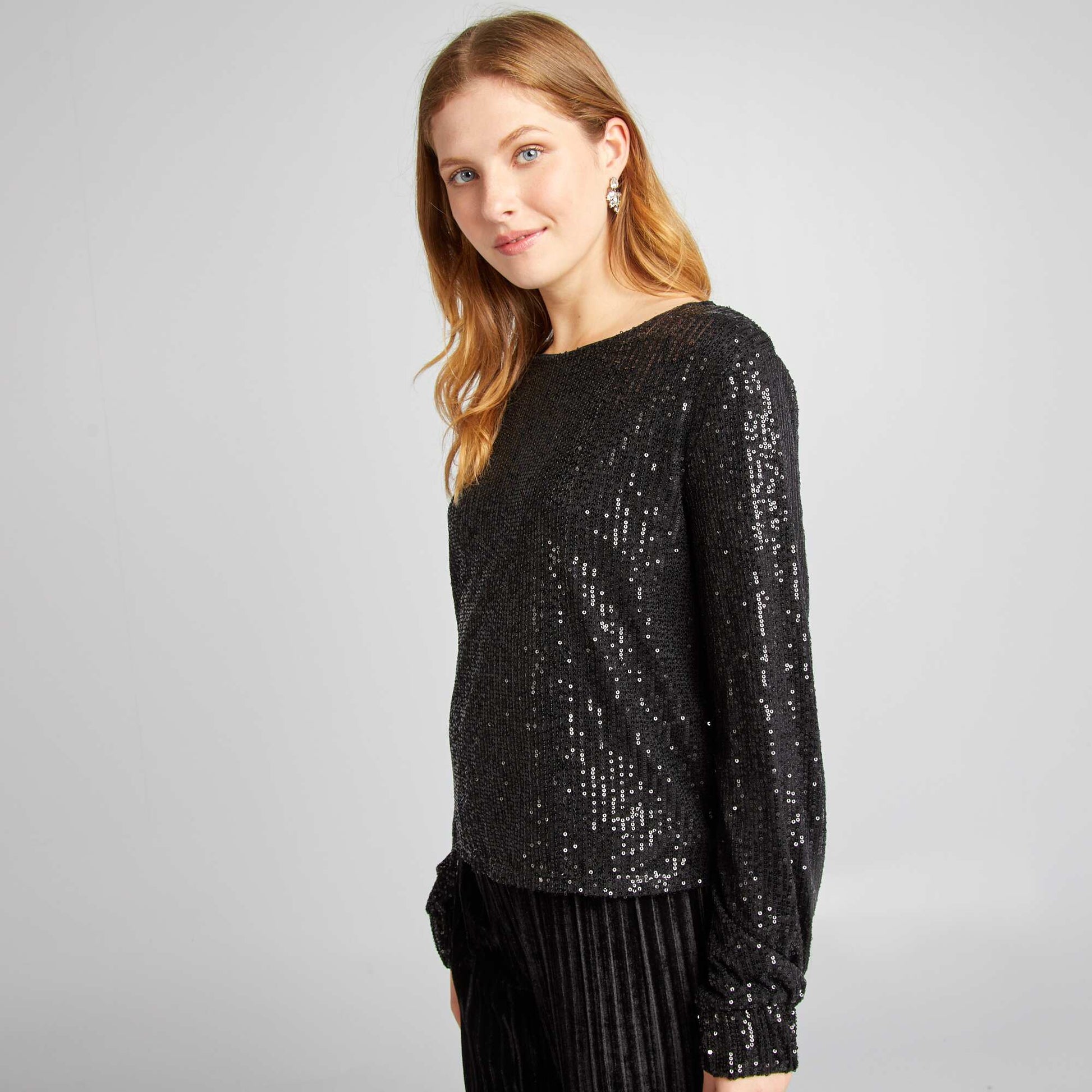 Tee-shirt manches longues en sequins noir