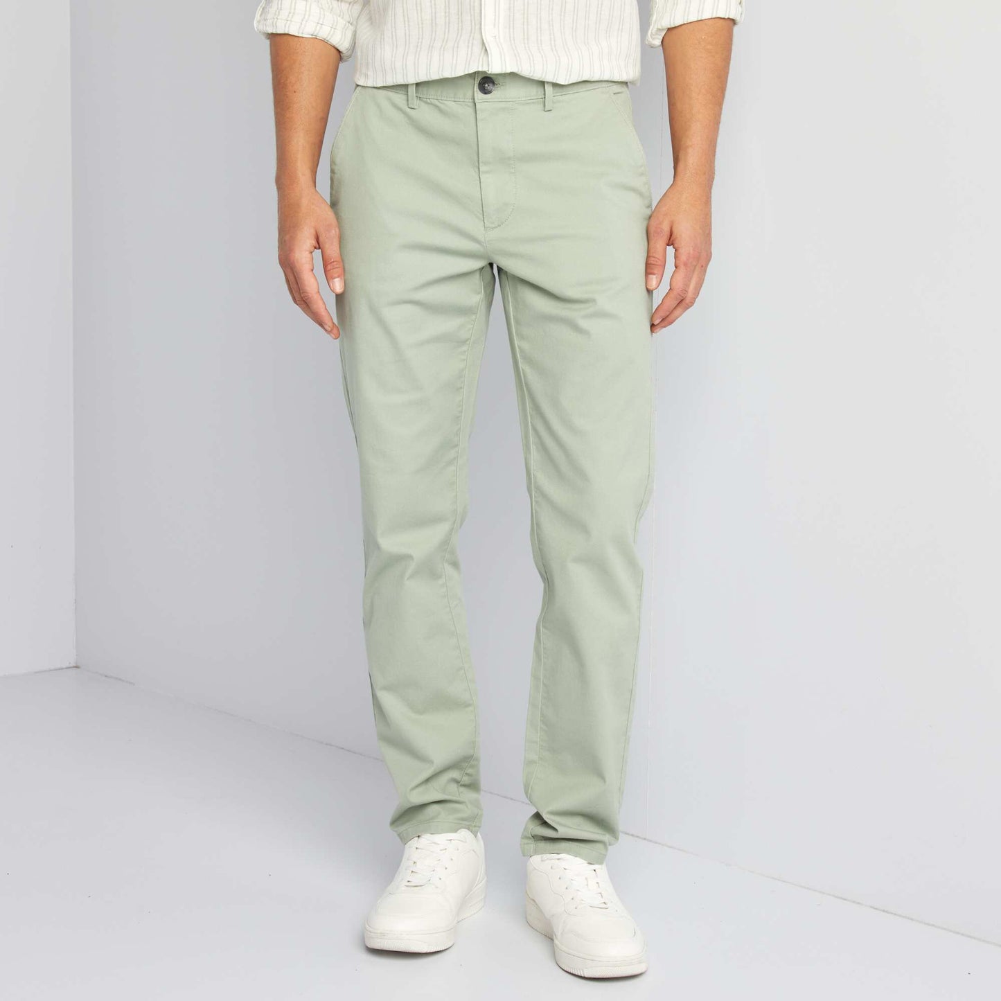 Pantalon chino VERT