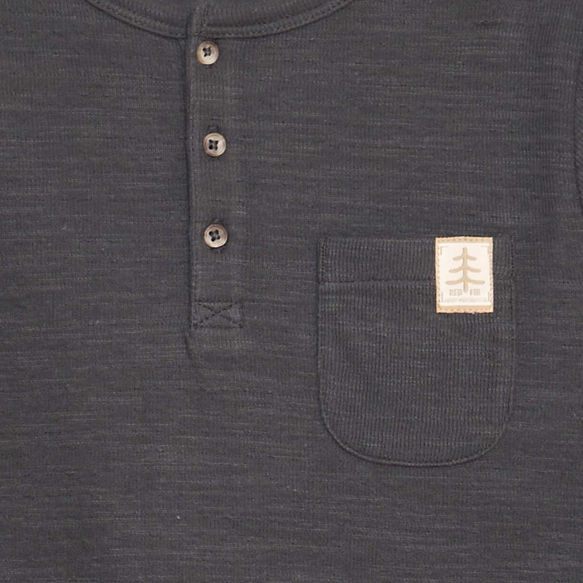 T-shirt col tunisien Gris