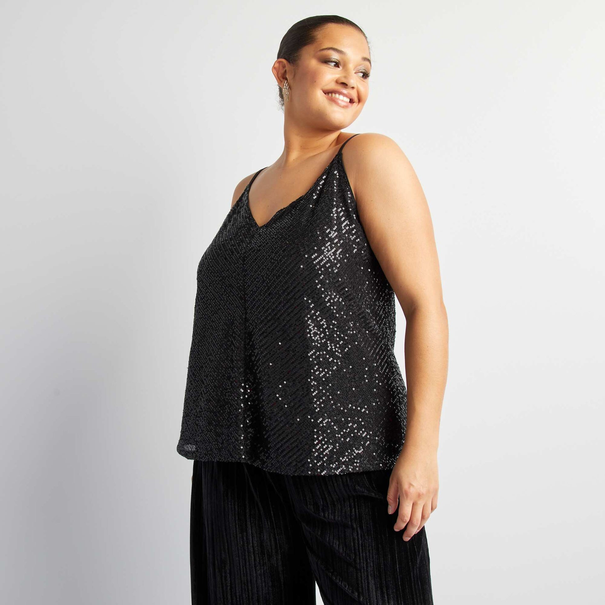 T-shirt manches courtes en sequins noir