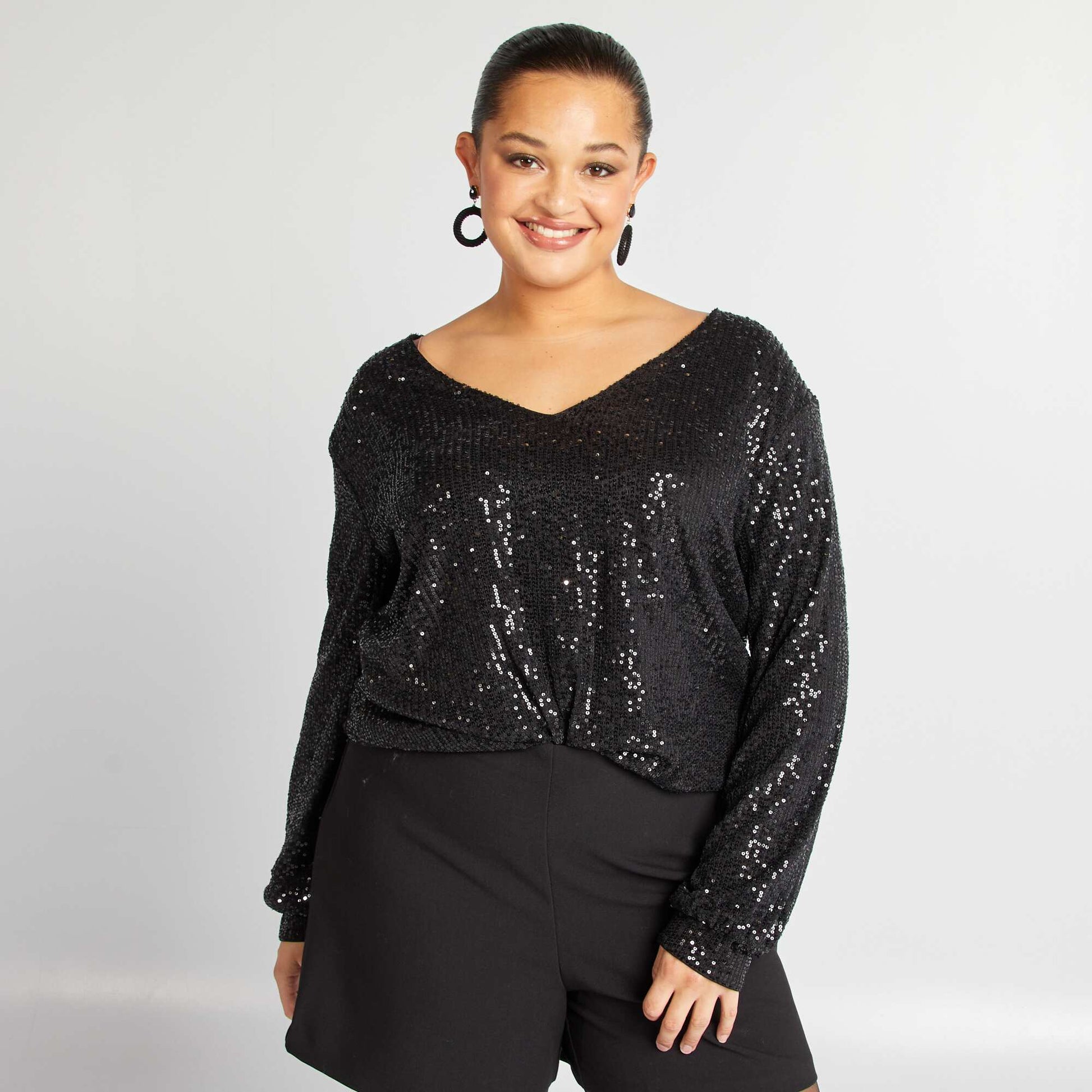 T-shirt manches longues sequins noir