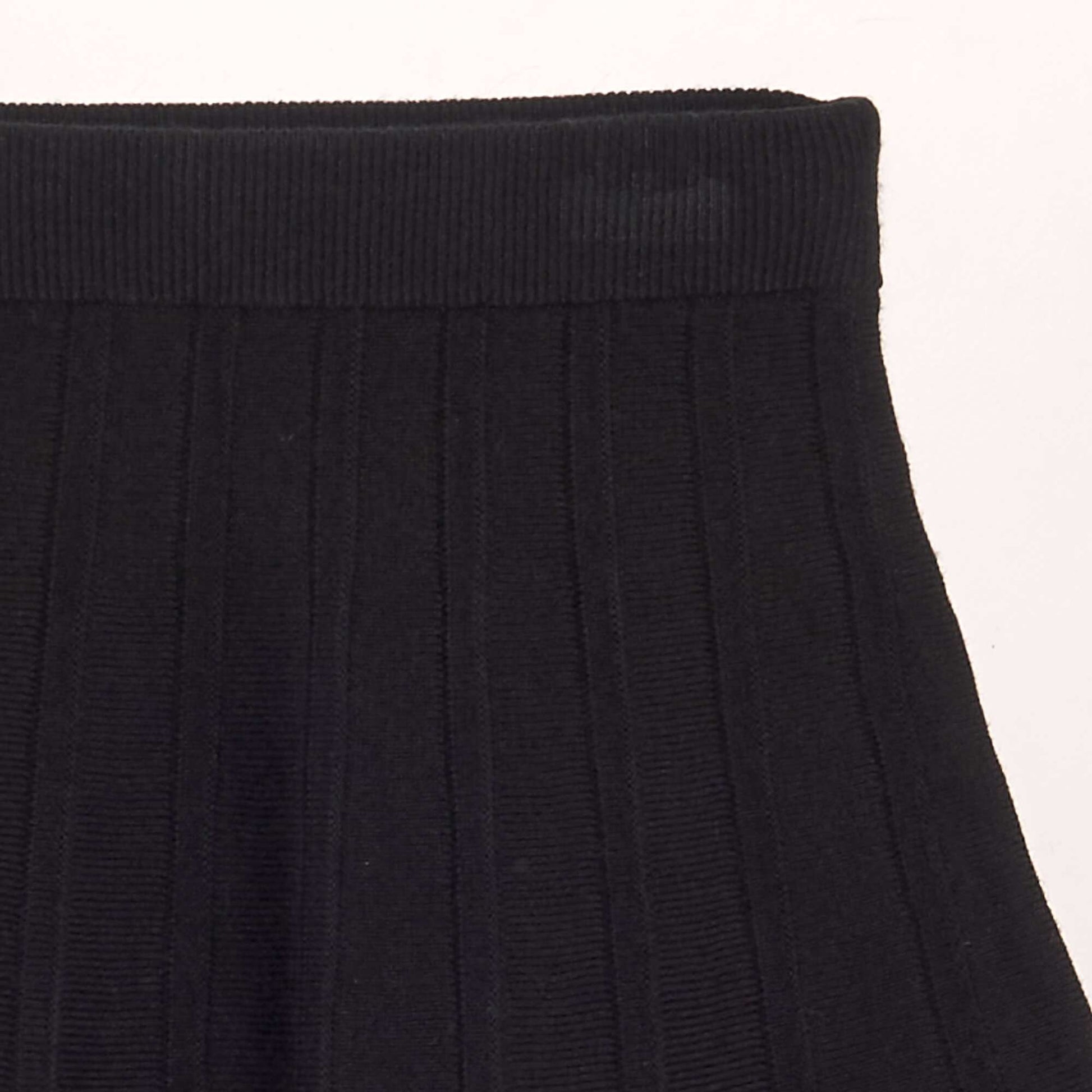 Jupe courte vas e noir