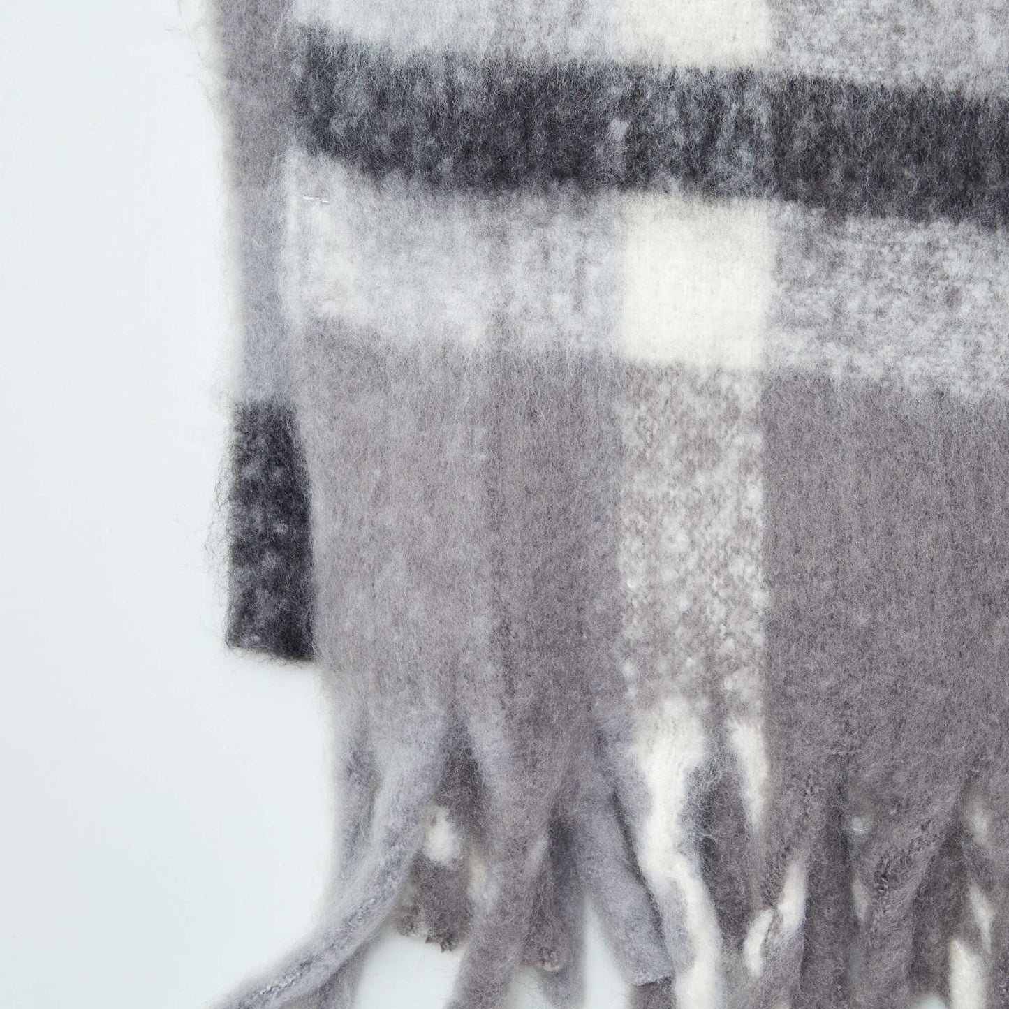 Maxi- charpe carreaux franges Gris