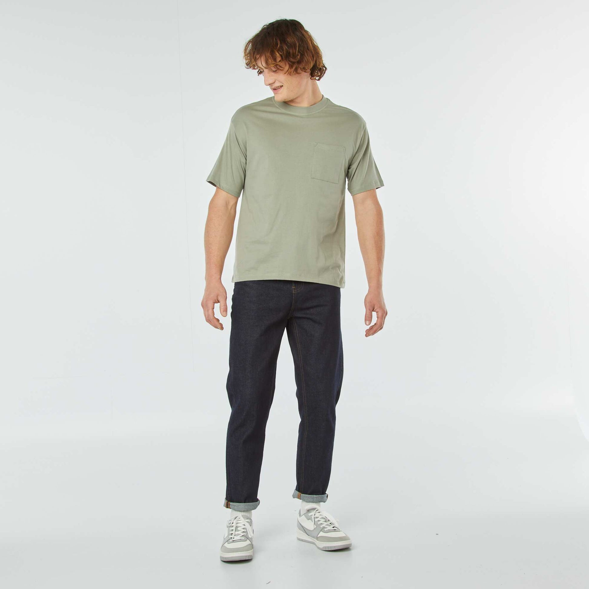 T-shirt uni avec poche poitrine VERT