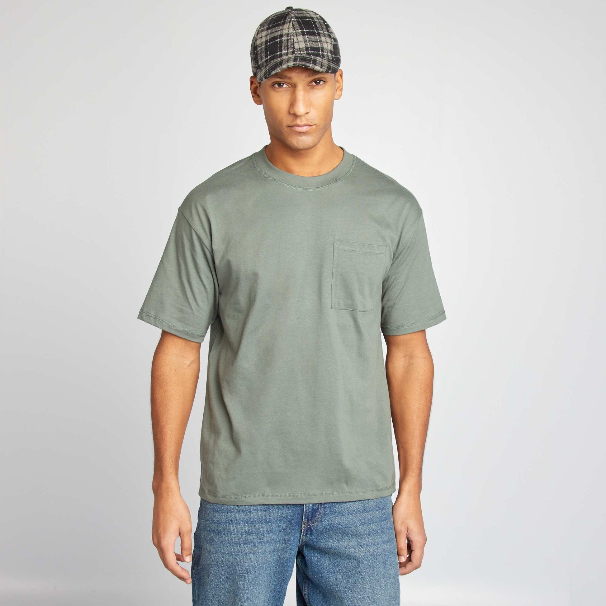 T-shirt uni avec poche poitrine Vert