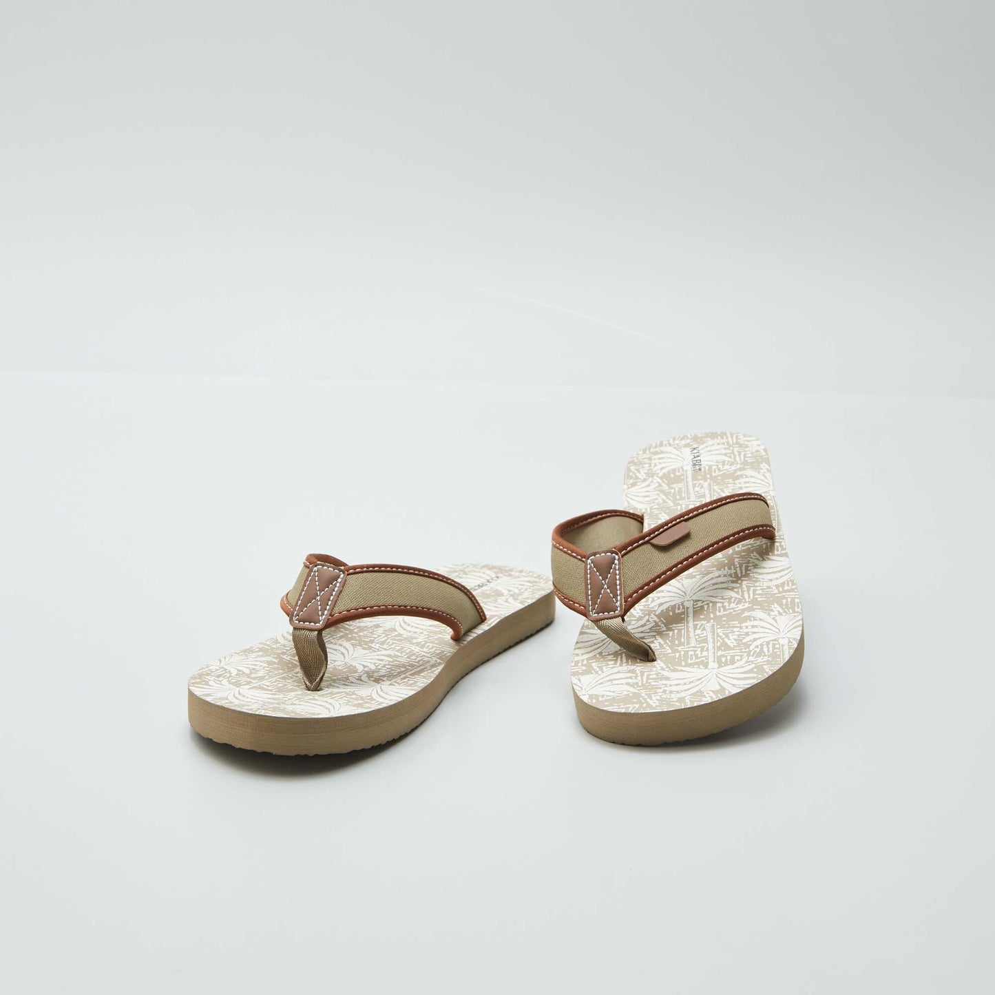 Tongs imprimées avec lanières en tissu Beige