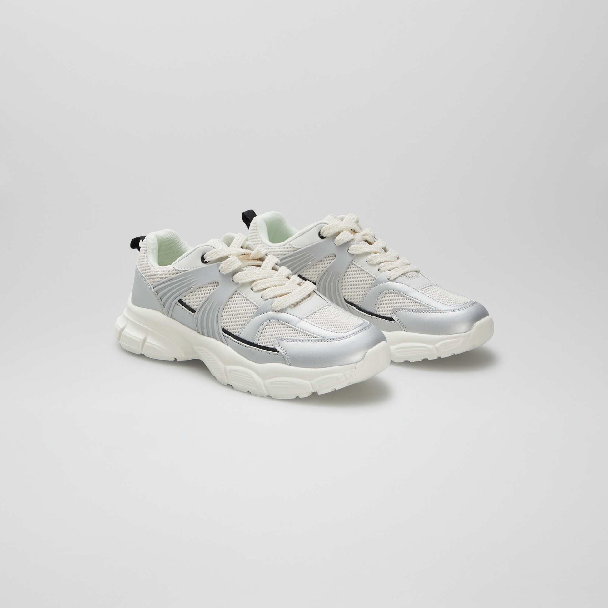 Baskets running semelles chunky Blanc