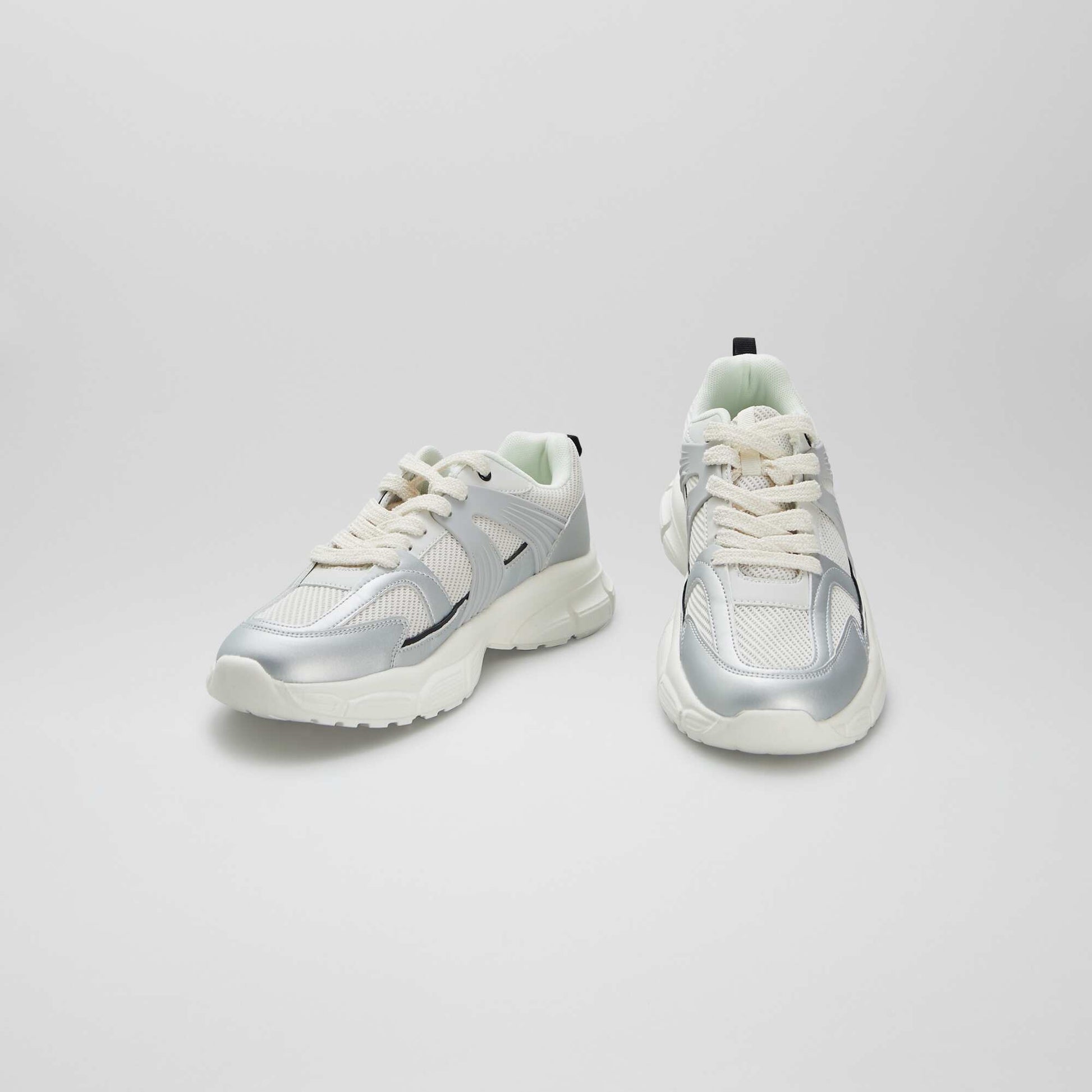 Baskets running semelles chunky Blanc