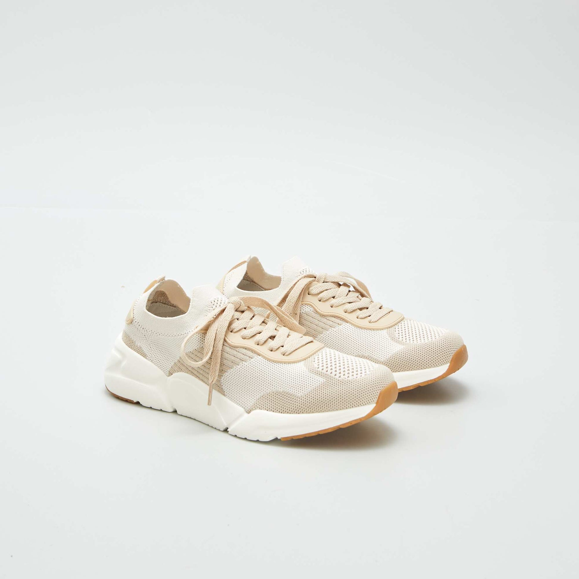 Baskets en mesh Beige