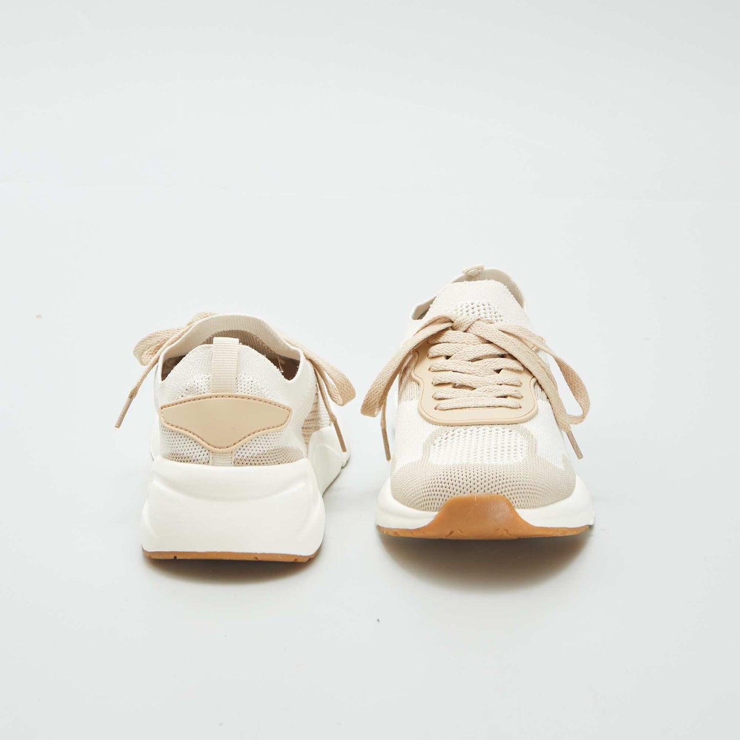Baskets en mesh Beige