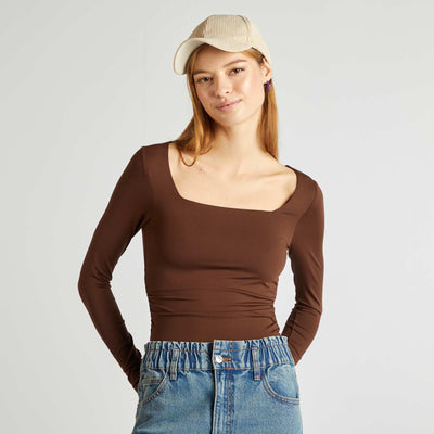 T-shirt col carr marron