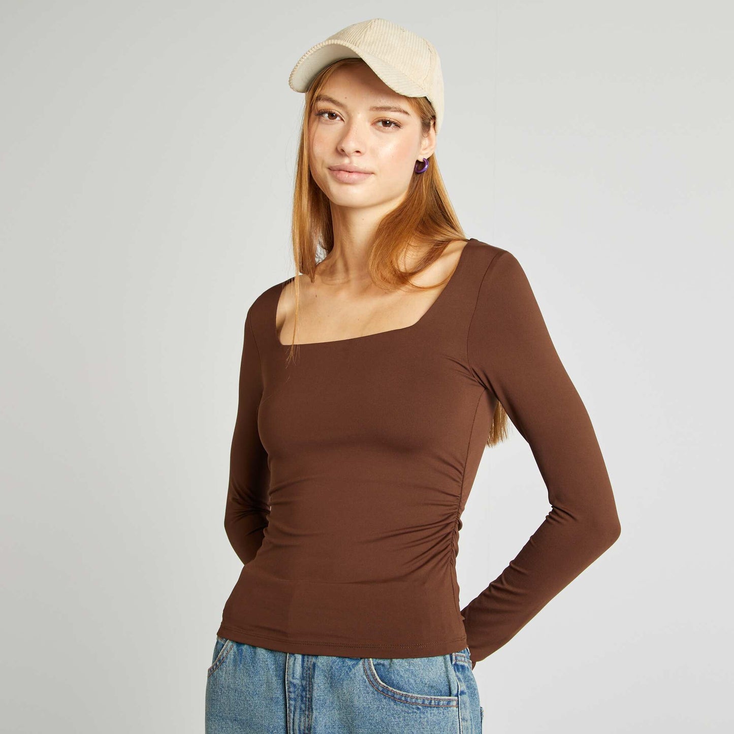 T-shirt col carr marron