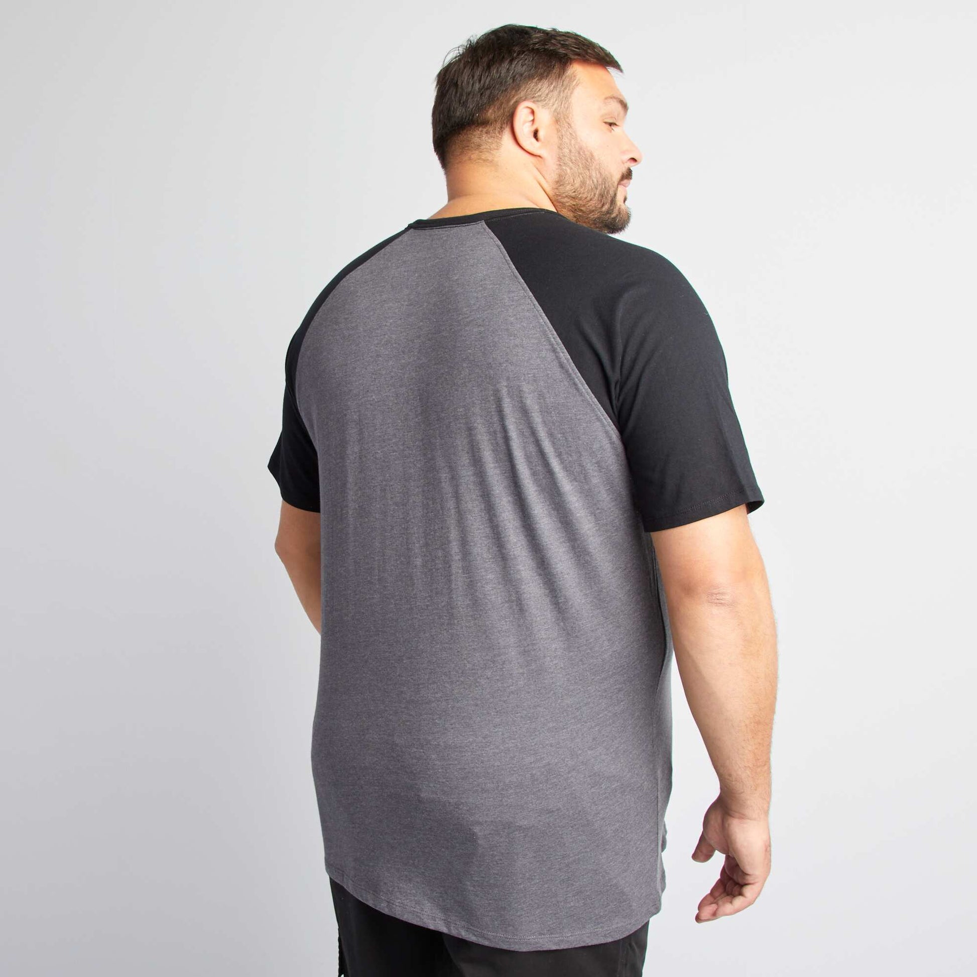 T-shirt Manches courtes raglan avec poche poitrine NOIR