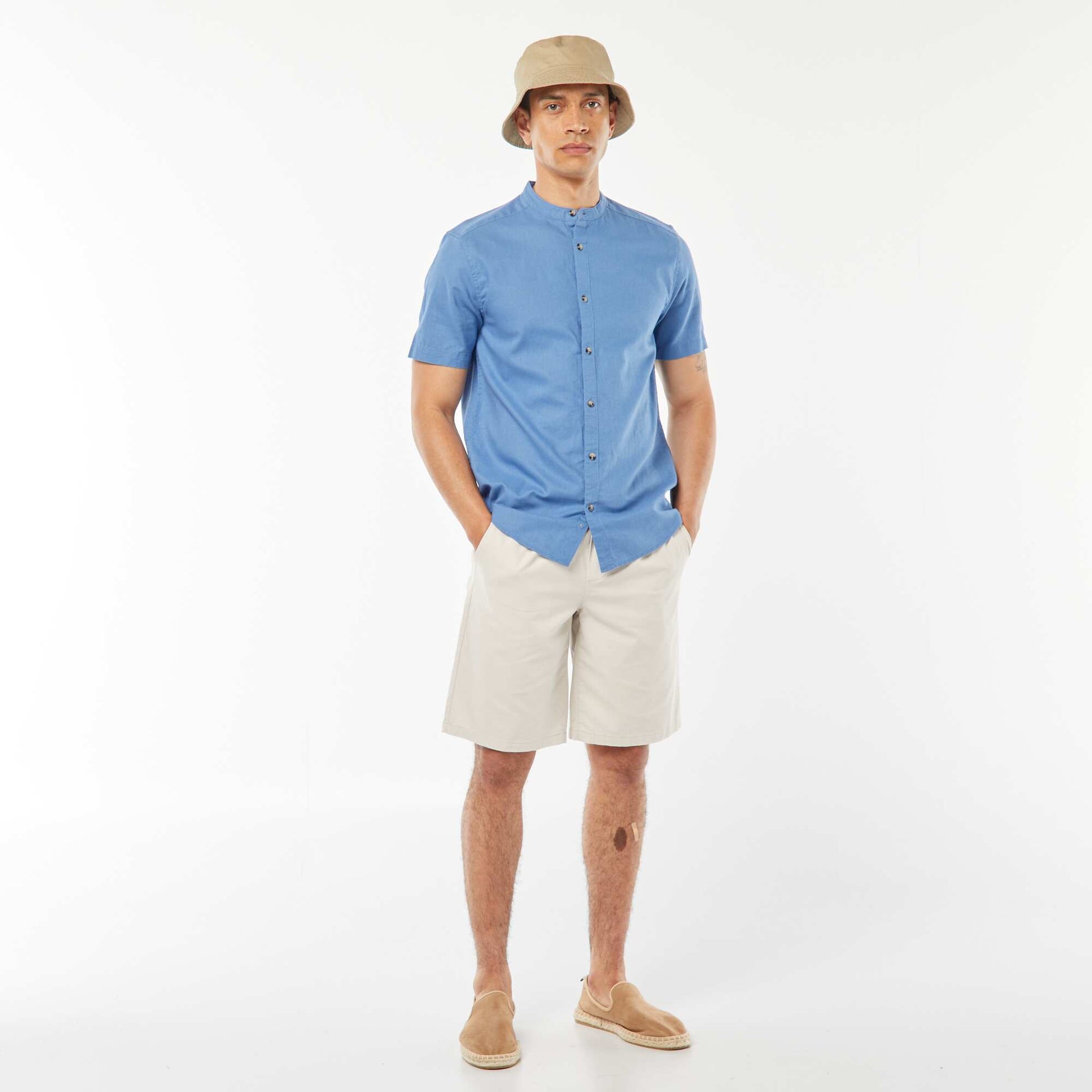 Chemise unie manches courtes col mao BLEU