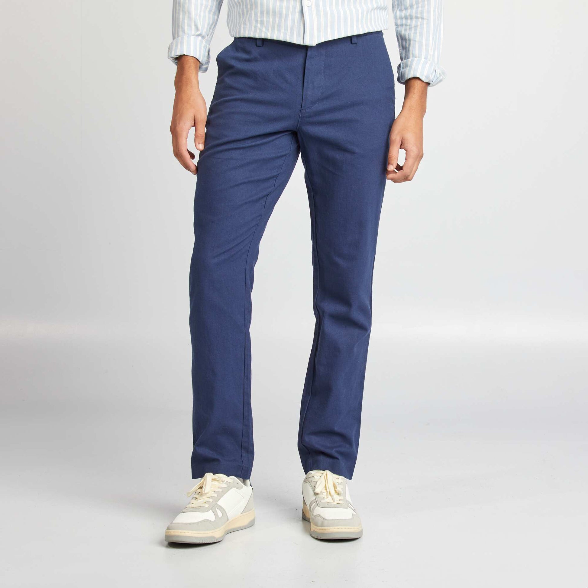 Chino coupe ajustée / slim fit Noir