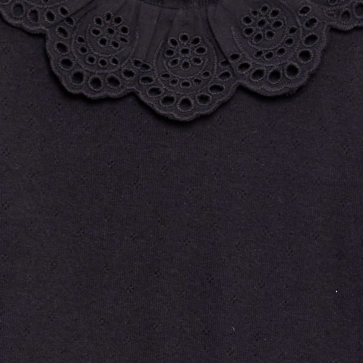 T-shirt en maille pointelle col claudine en broderie anglaise noir