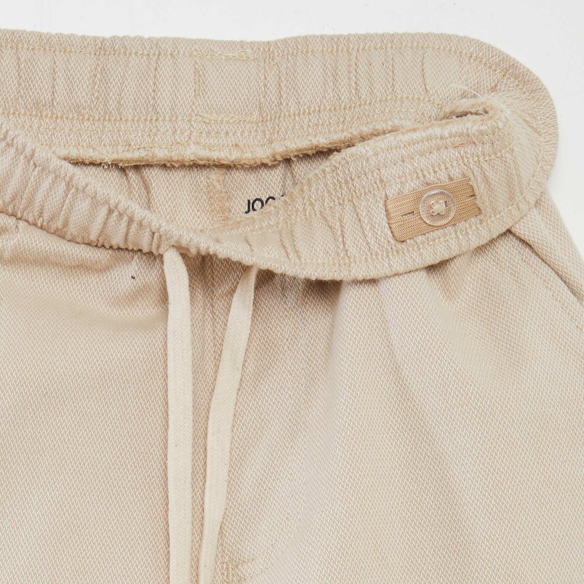 Pantalon chevrons avec poches à rabats Beige