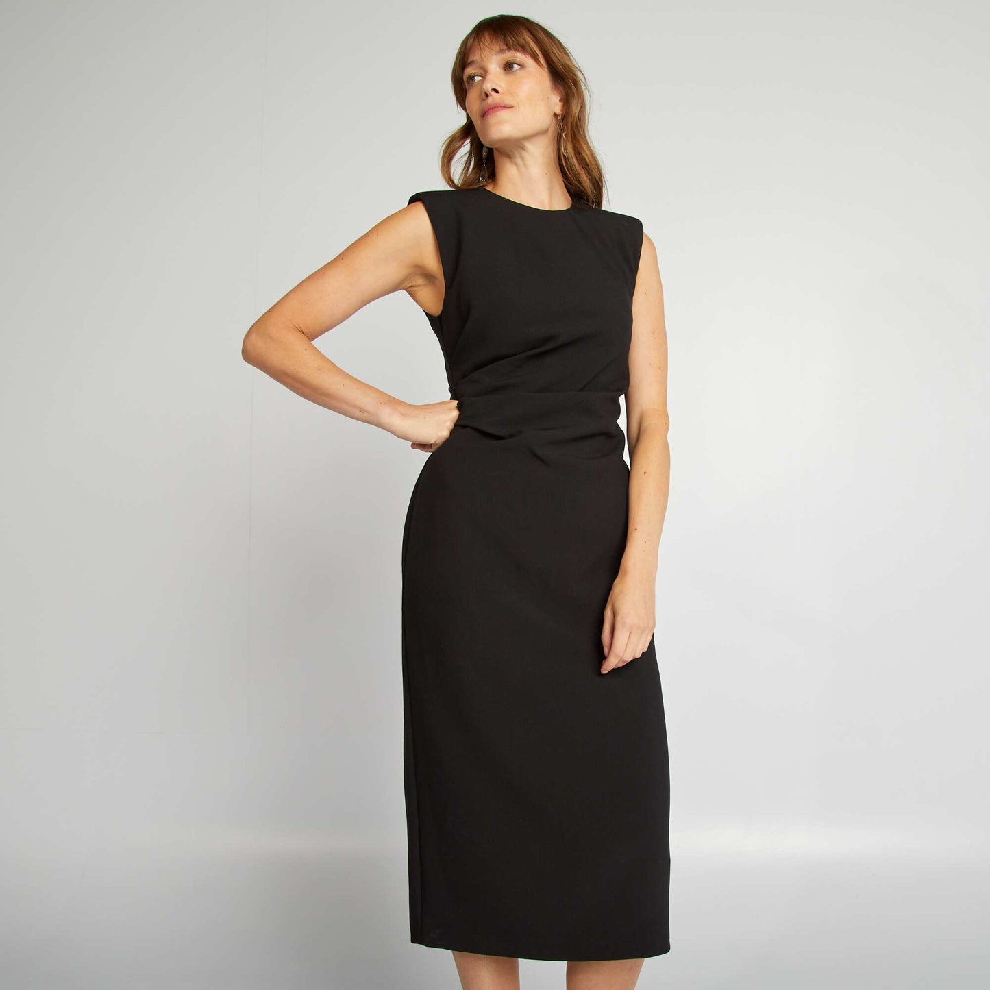 Robe longue drap e avec paulettes noir