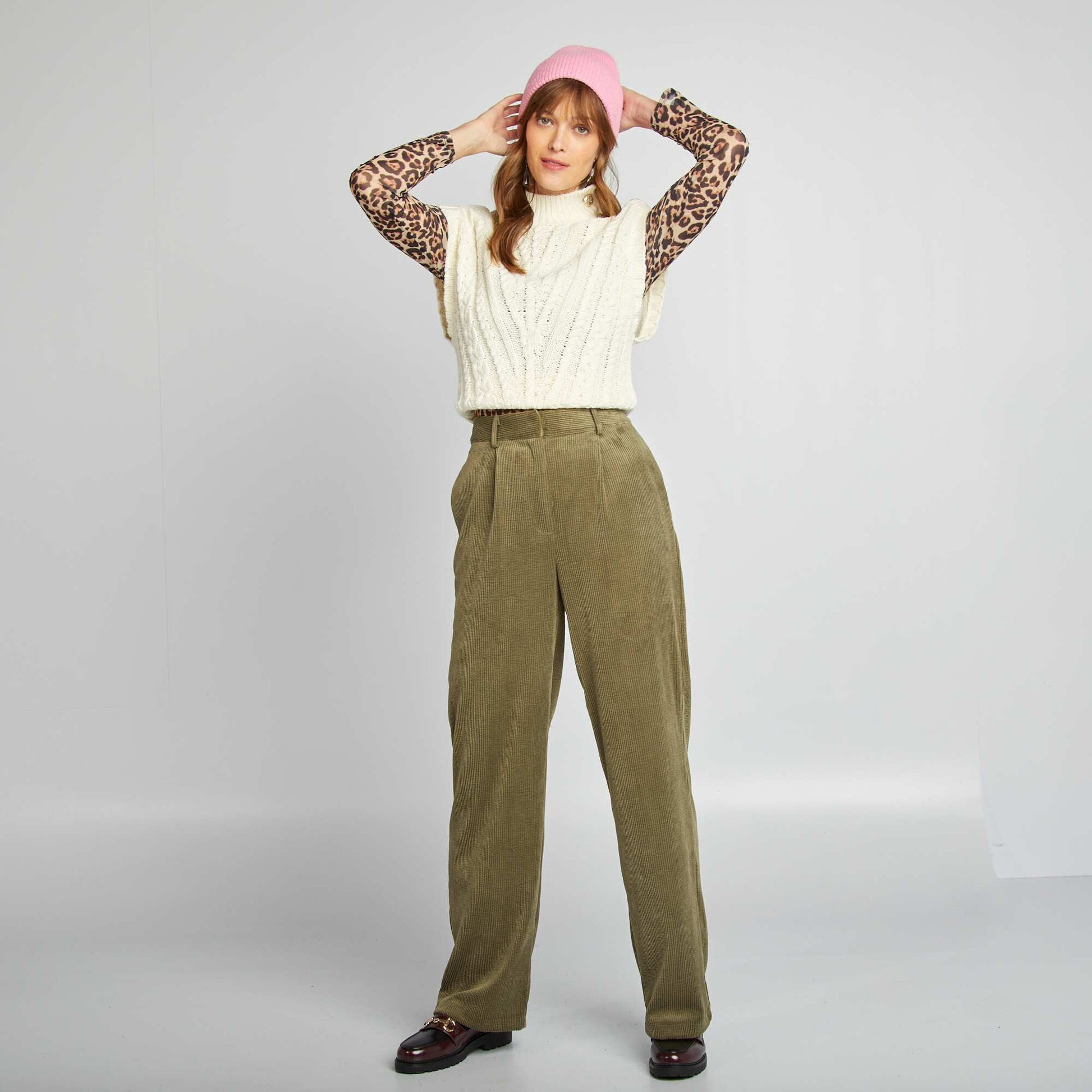 Pull sans manches avec boutons fantaisie Beige