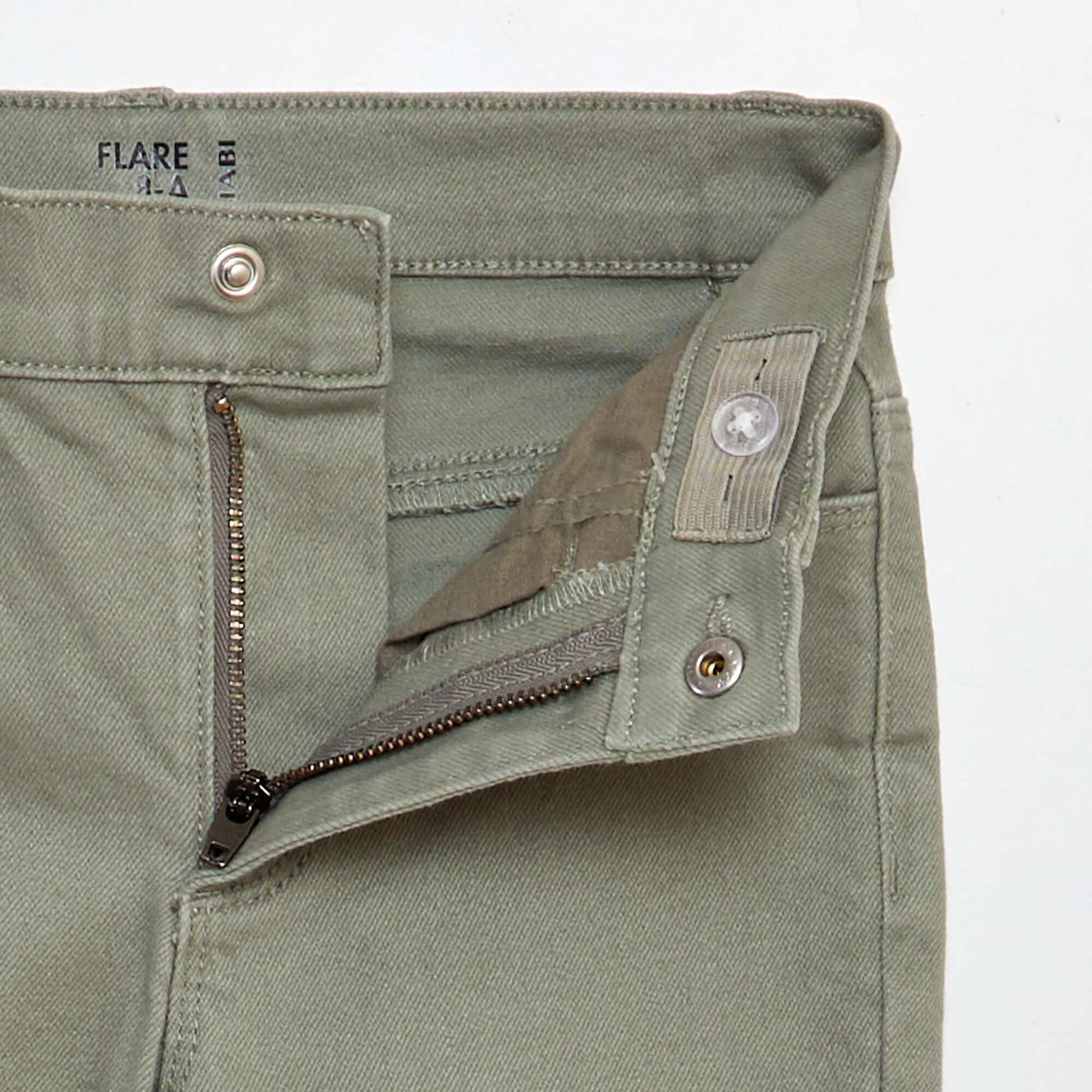 Pantalon flare - Coupe + ajustée VERT