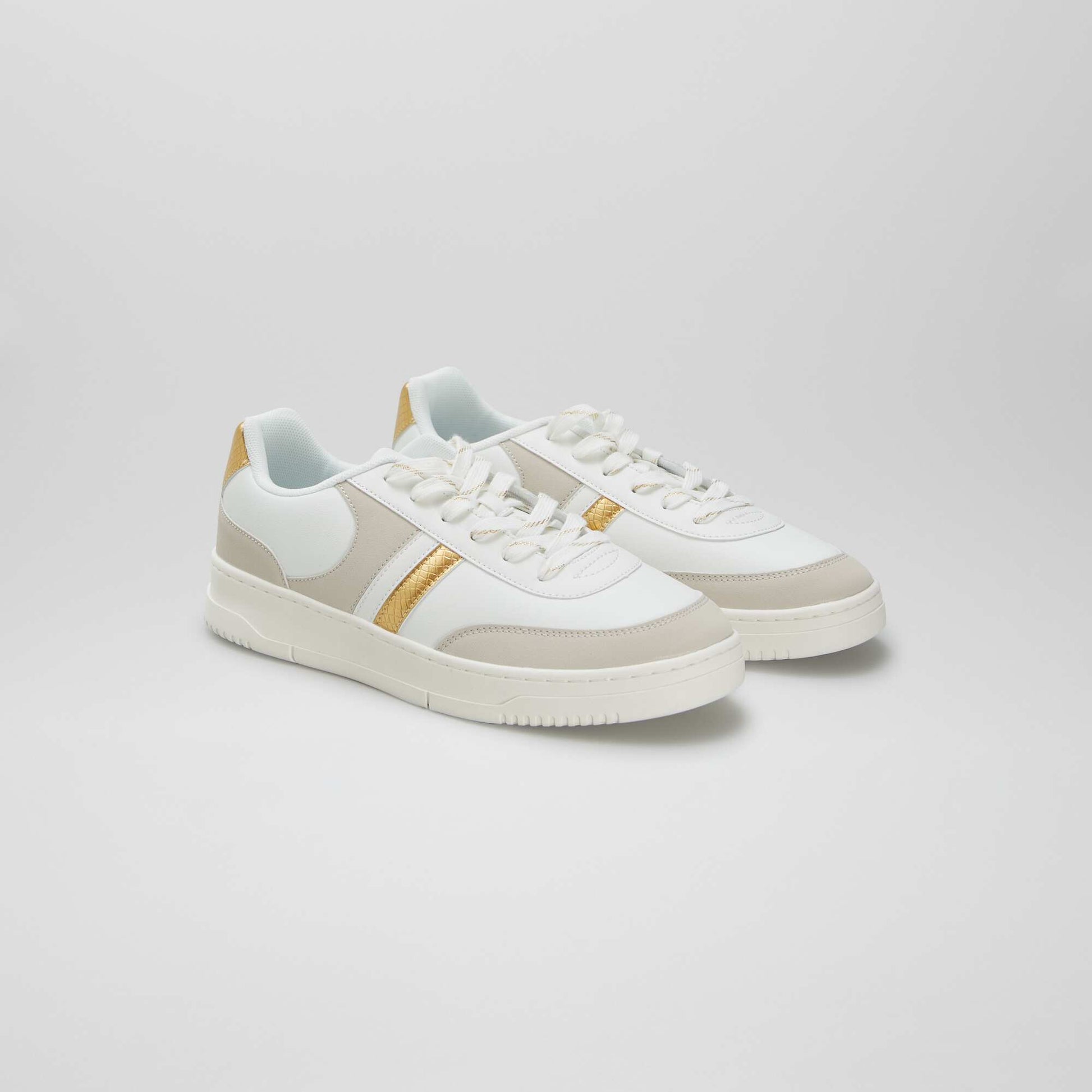 Basket basses en simili Blanc