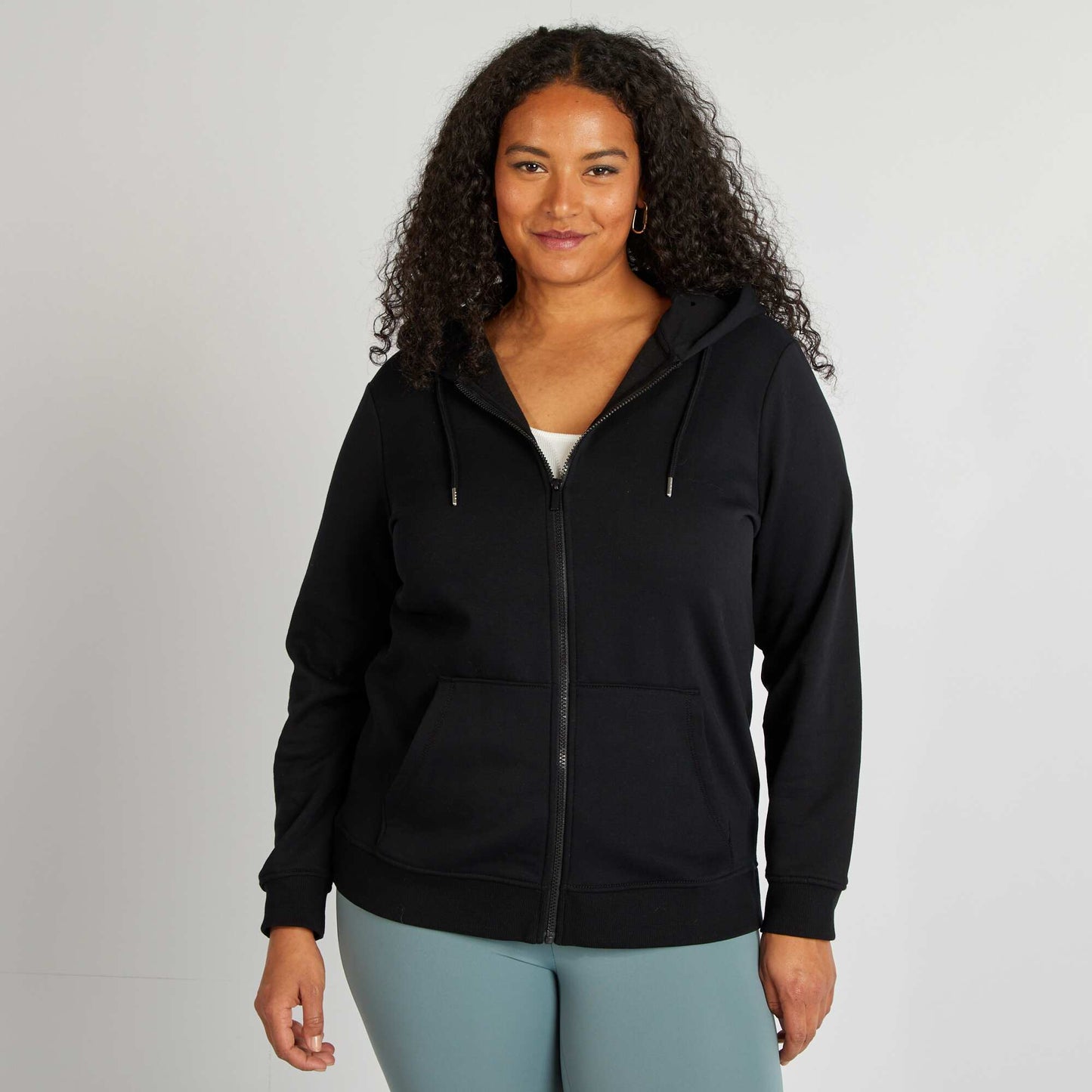 Sweat zippé à capuche noir