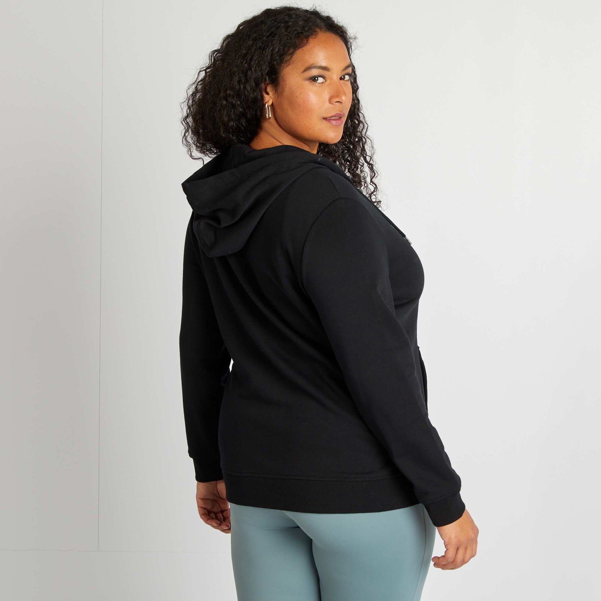 Sweat zippé à capuche noir