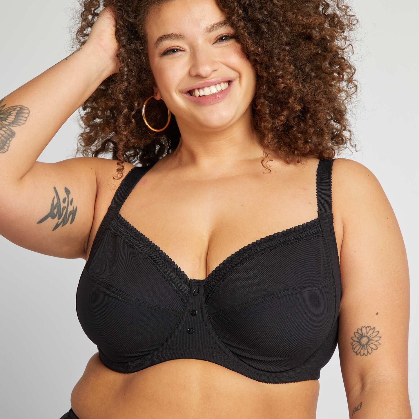 Soutien-gorge corbeille en microfibre côtelée NOIR