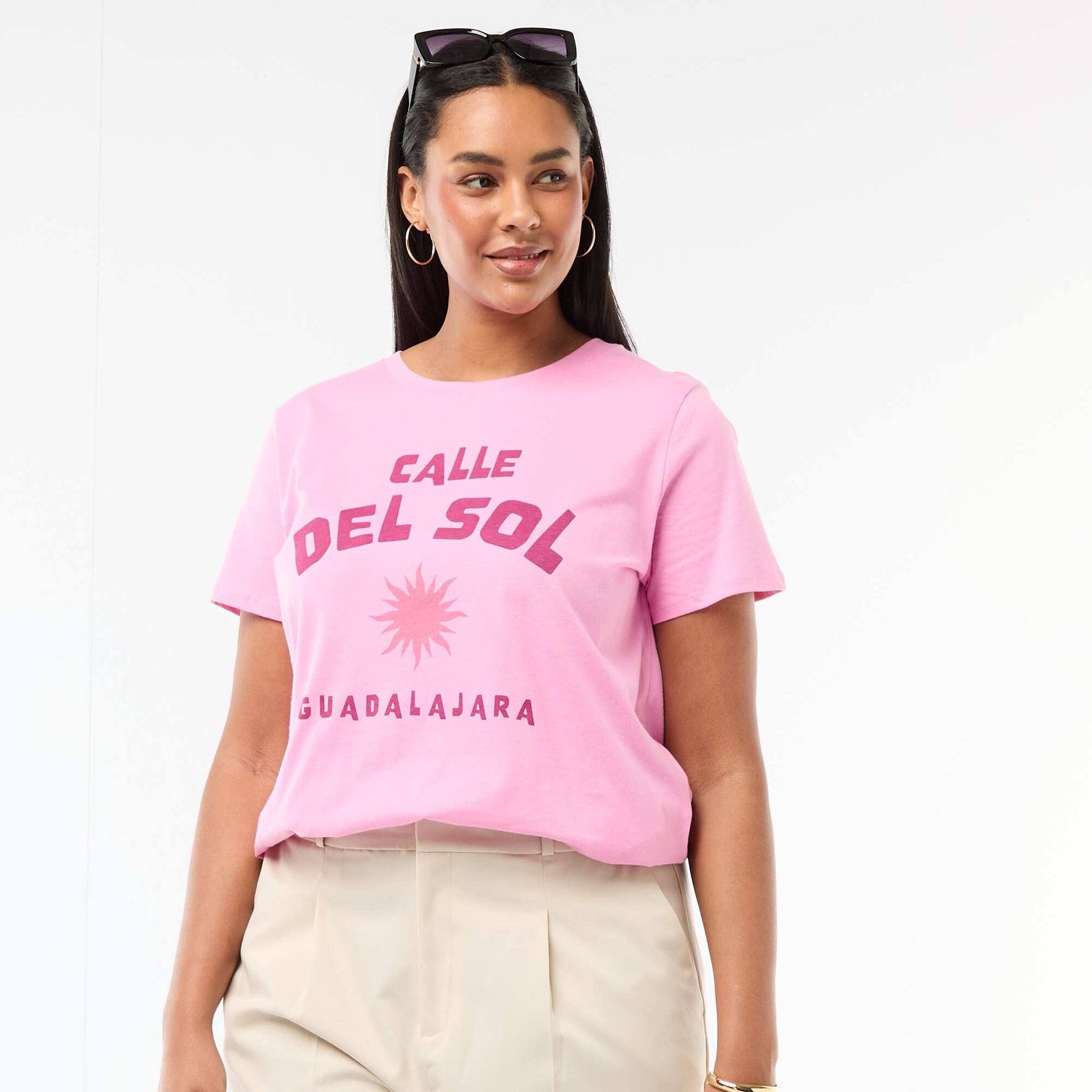 T-shirt à manches courtes avec imprimé ROSE