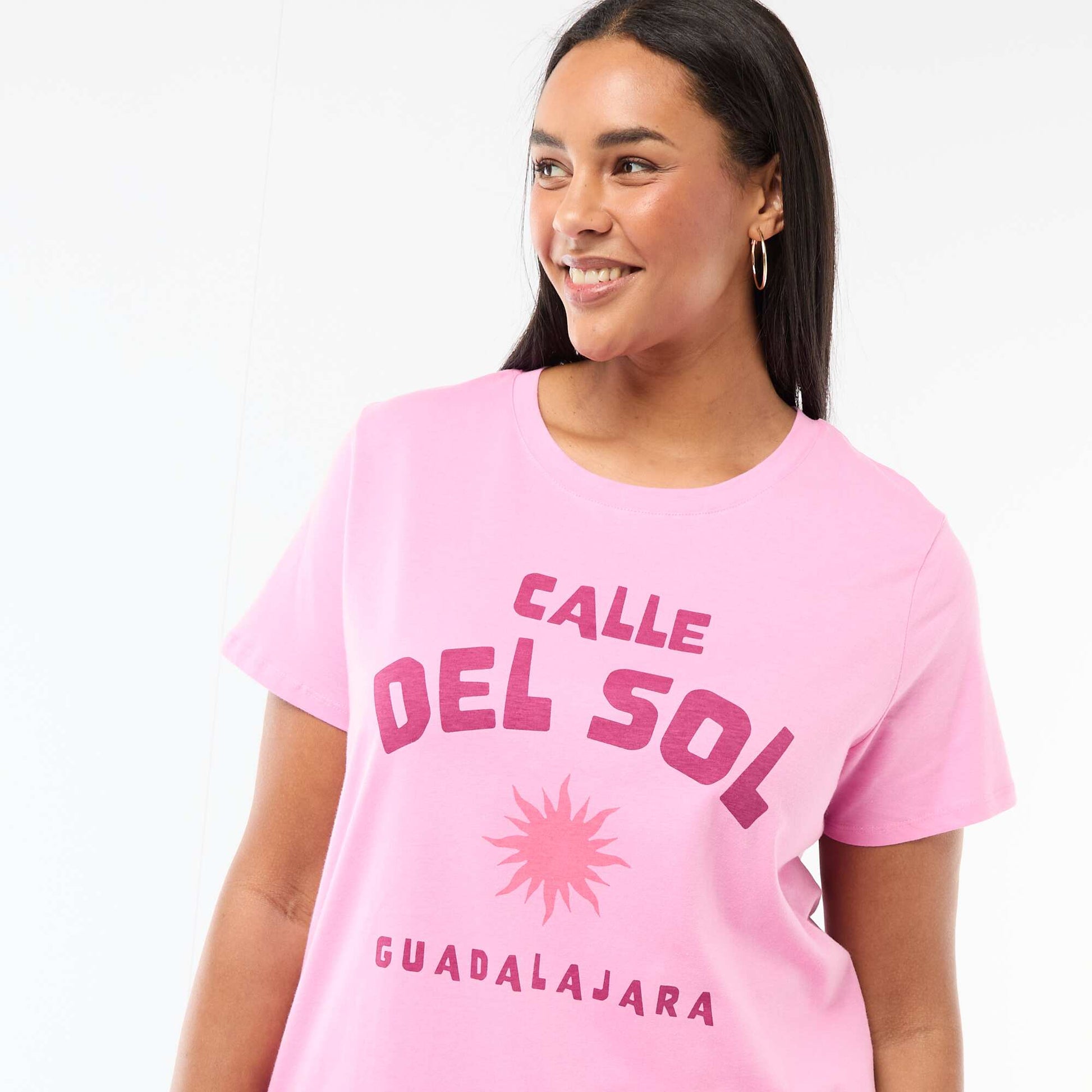 T-shirt à manches courtes avec imprimé ROSE