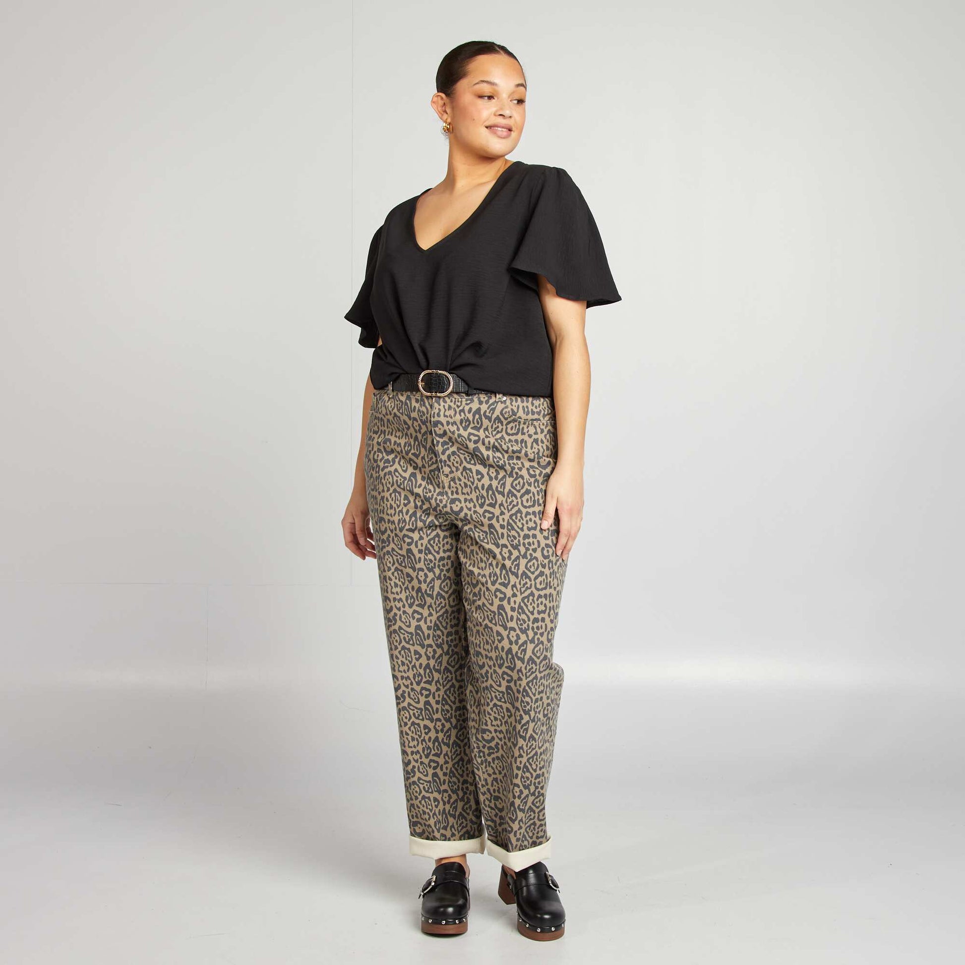 Blouse uni manches courtes NOIR