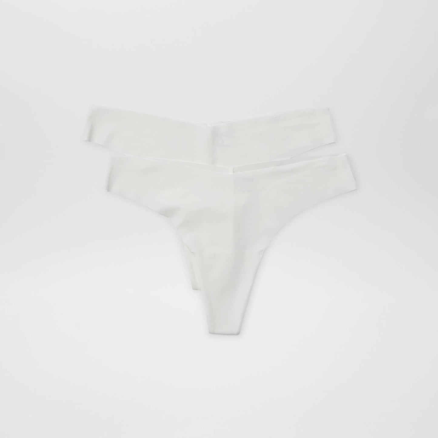 Lot de 2 tangas invisibles en microfibre BLANC