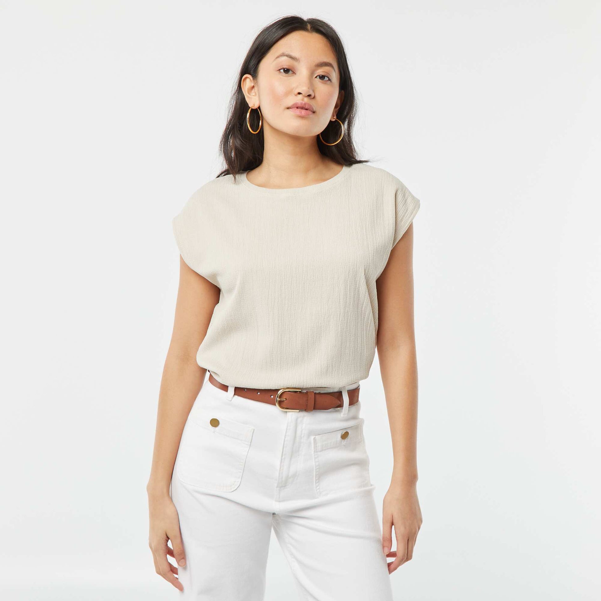 T-shirt en matière fantaisie avec manches chauve-souris GRIS