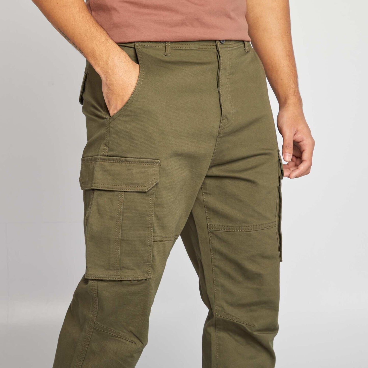 Pantalon multi-poches en dobby KAKI
