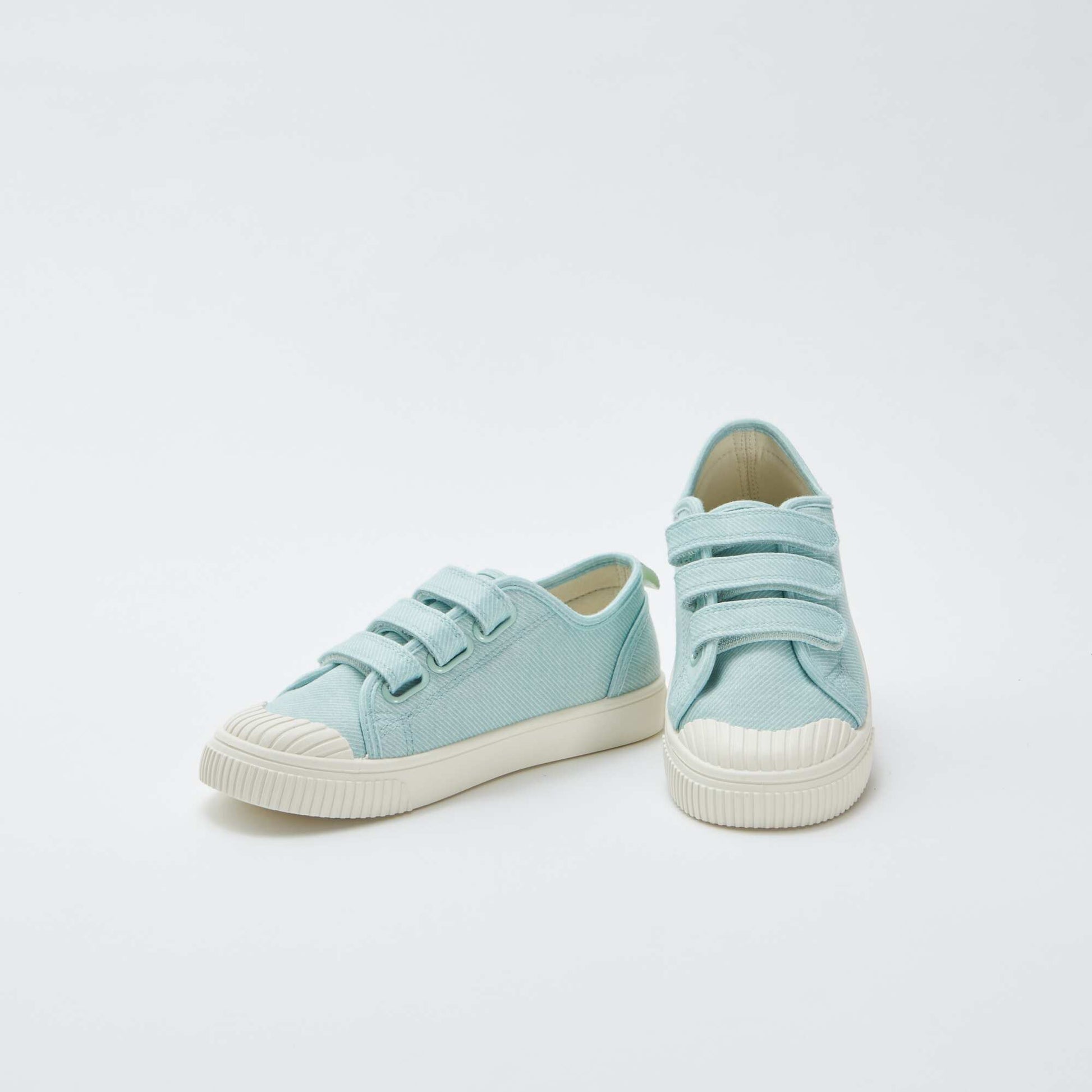 Baskets en toile avec scratchs VERT