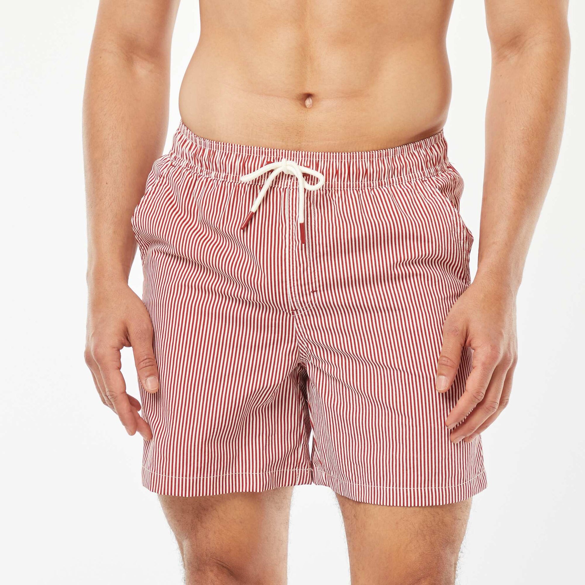 Short de bain à rayures ROUGE