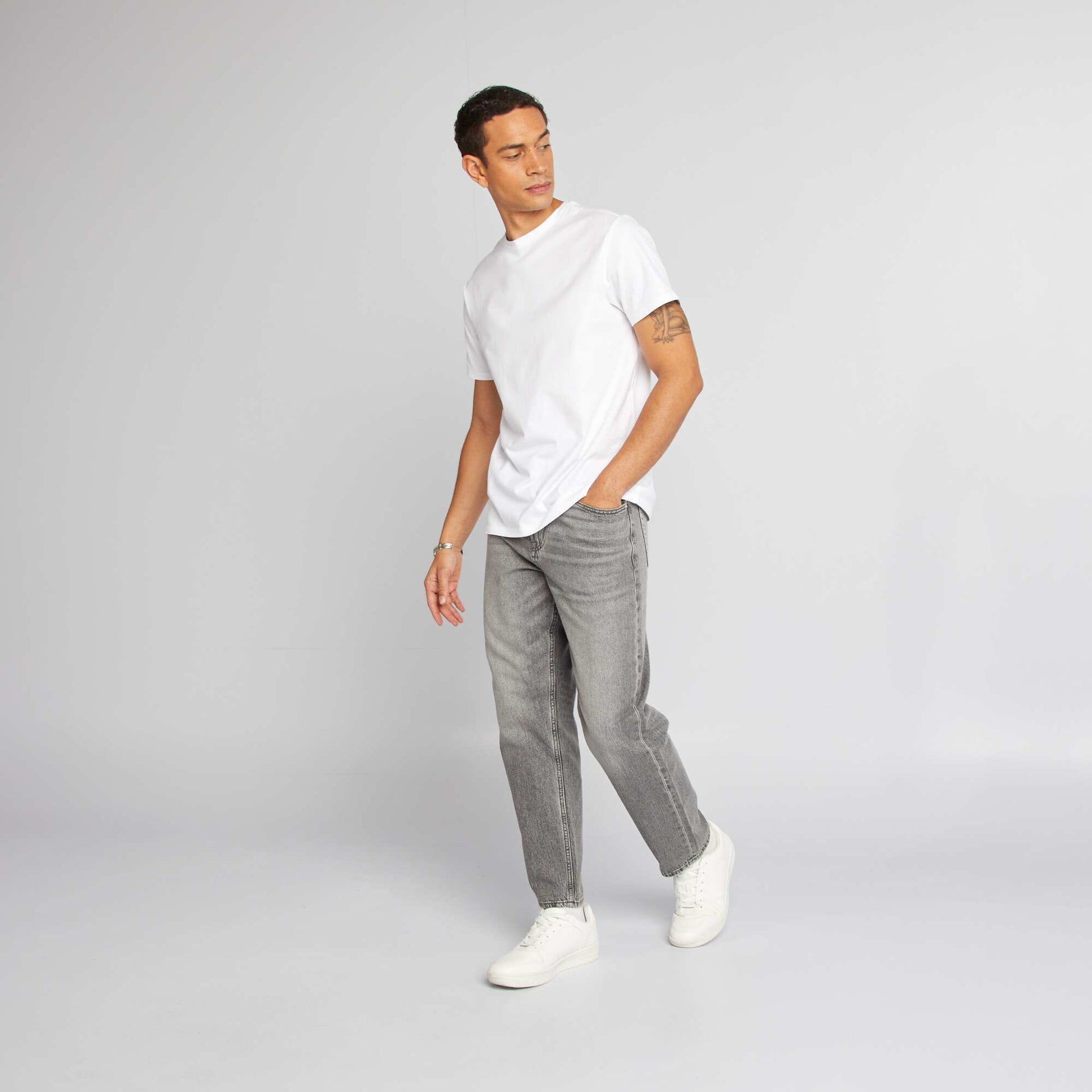 Jean regular 5 poches Gris