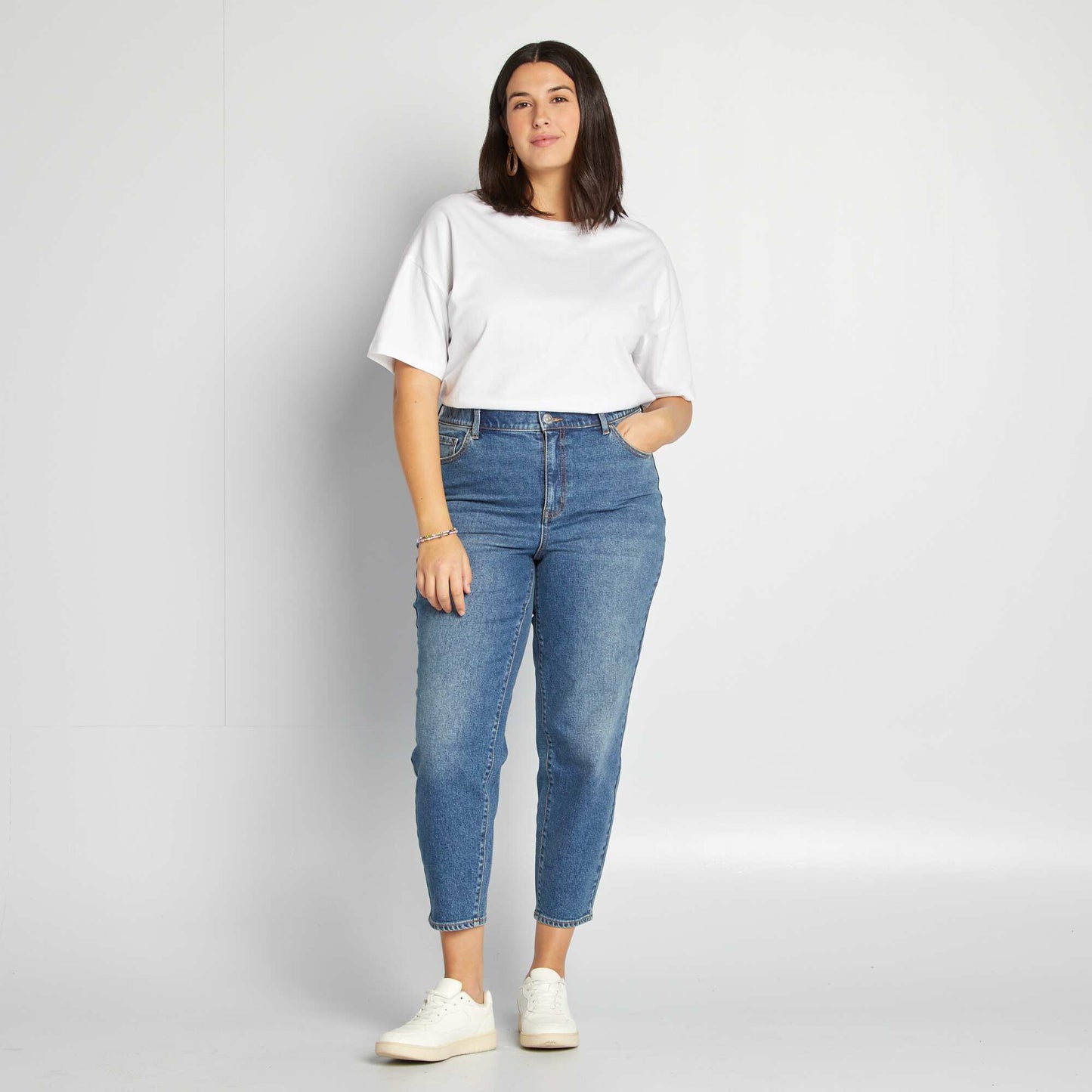 Jean coupe mom taille haute Bleu