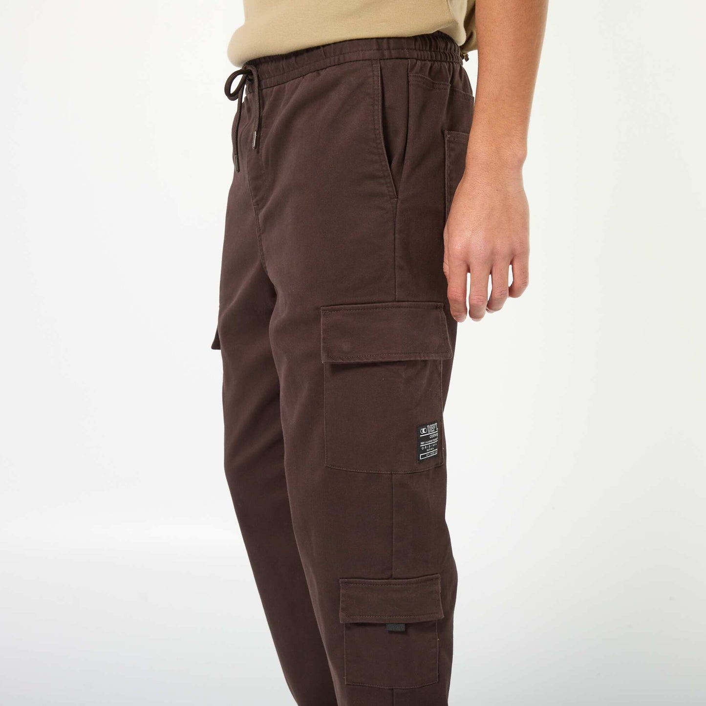 Pantalon esprit 'jogger' multipoches MARRON