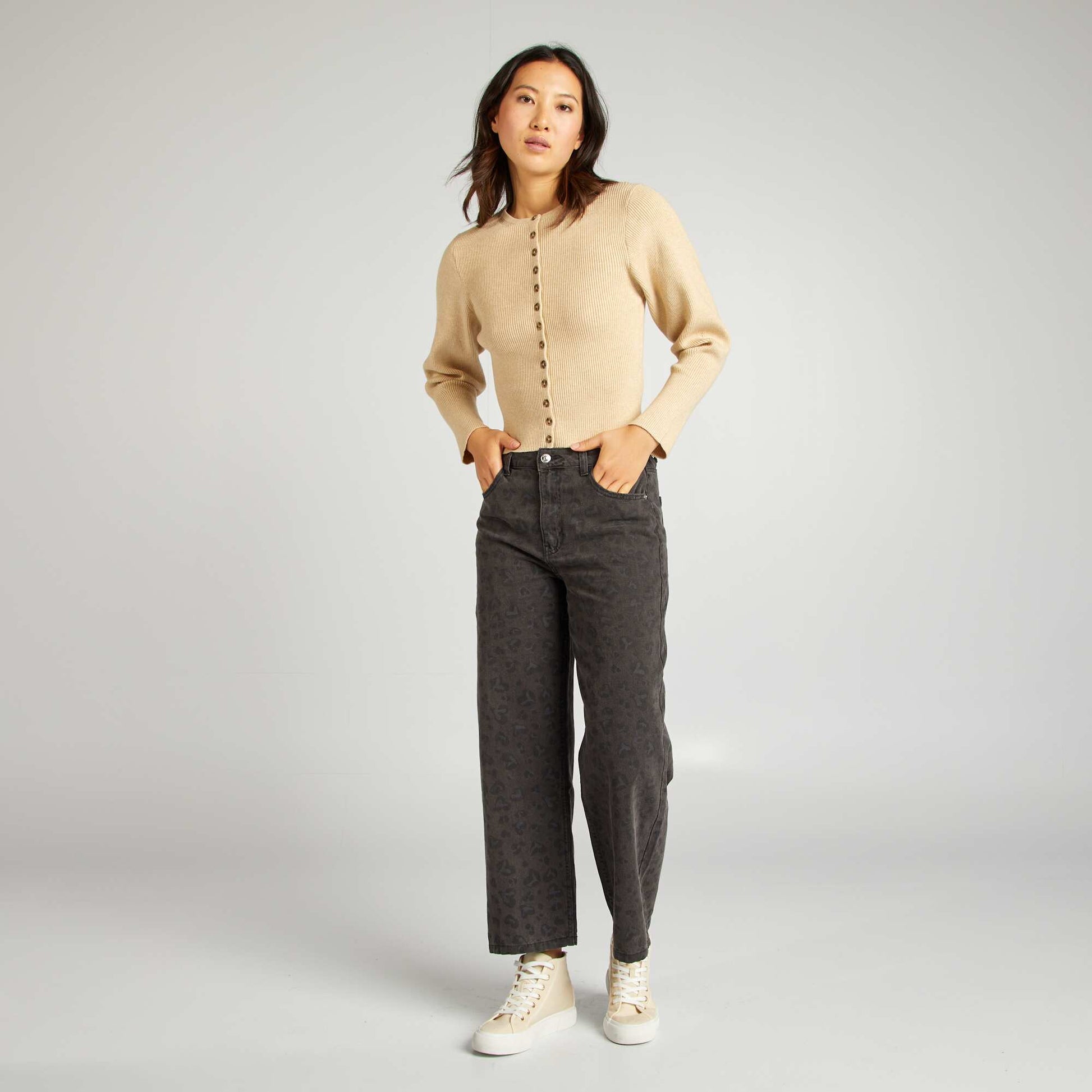 Gilet en maille côtelée avec manches larges BEIGE
