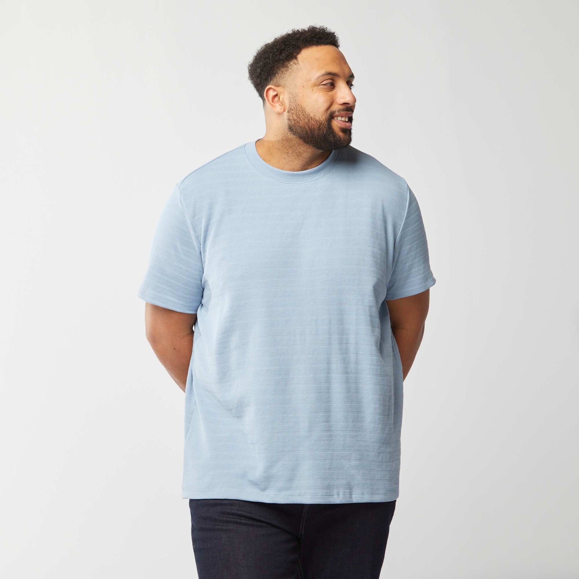 T-shirt en maille fantaisie avec manches courtes BLEU