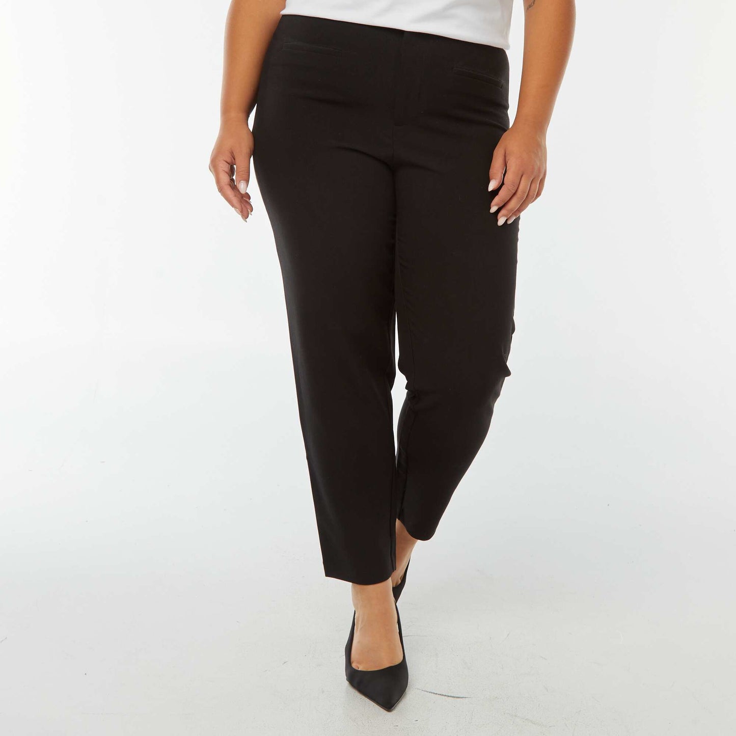 Pantalon tailleur à taille haute et coupe skinny NOIR