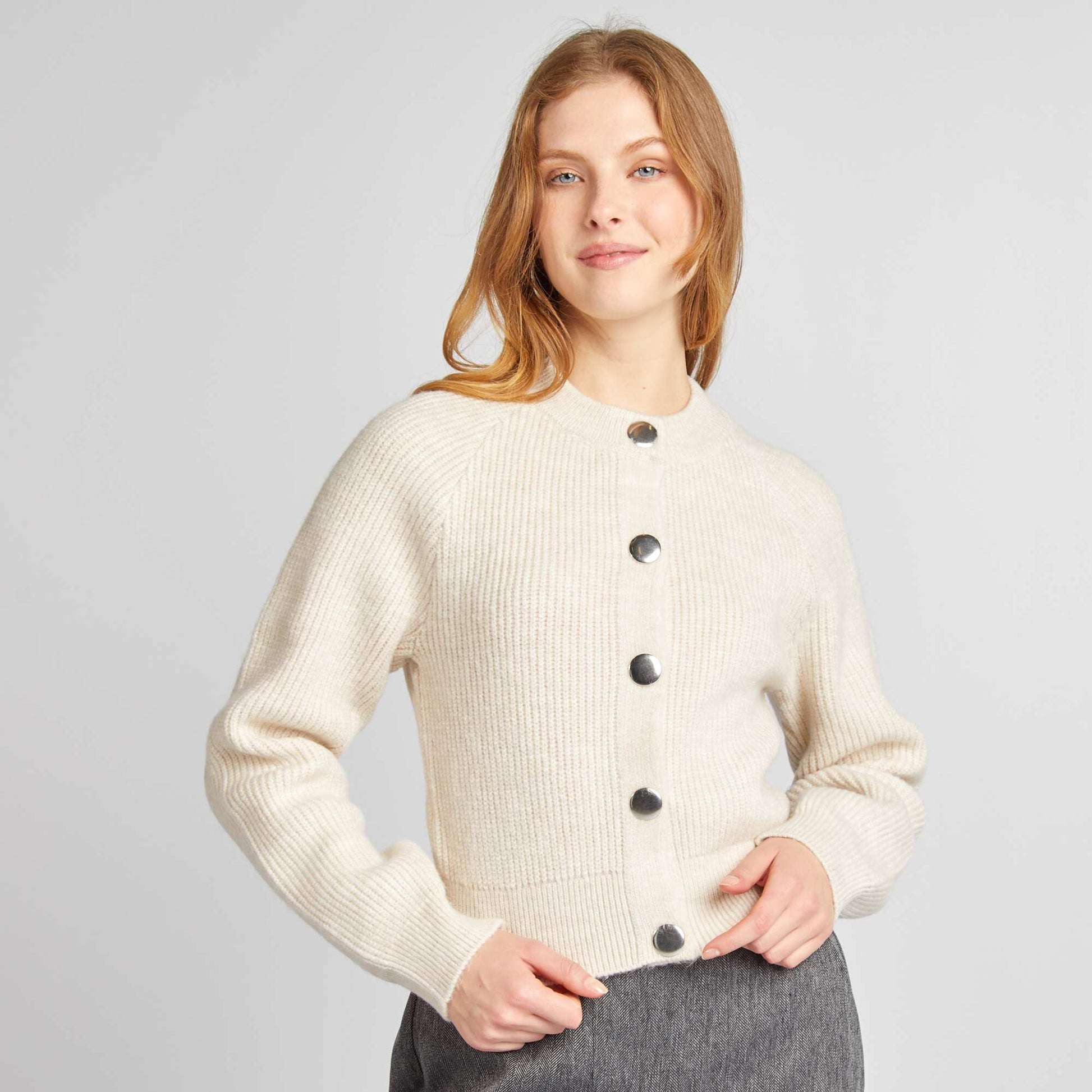 Gilet avec boutons argentés Beige