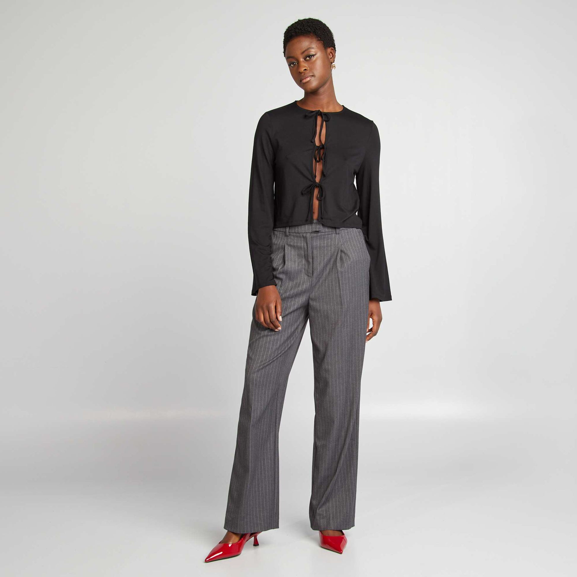 Tee-shirt cropped manches pagode noir