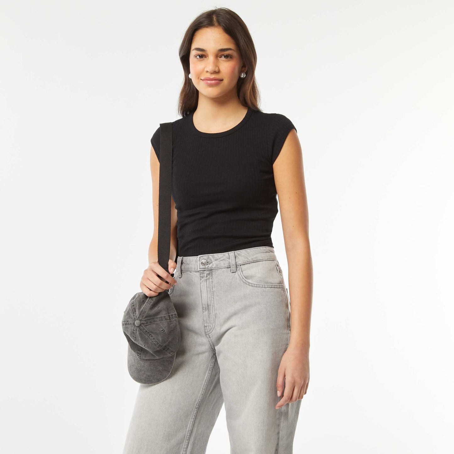 T-shirt sans manches avec ouverture dans le bas du dos NOIR