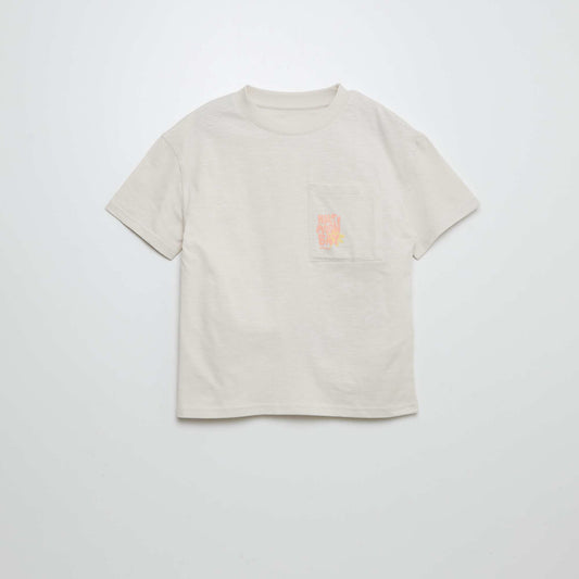 T-shirt à manches courtes avec poche poitrine et imprimés BEIGE
