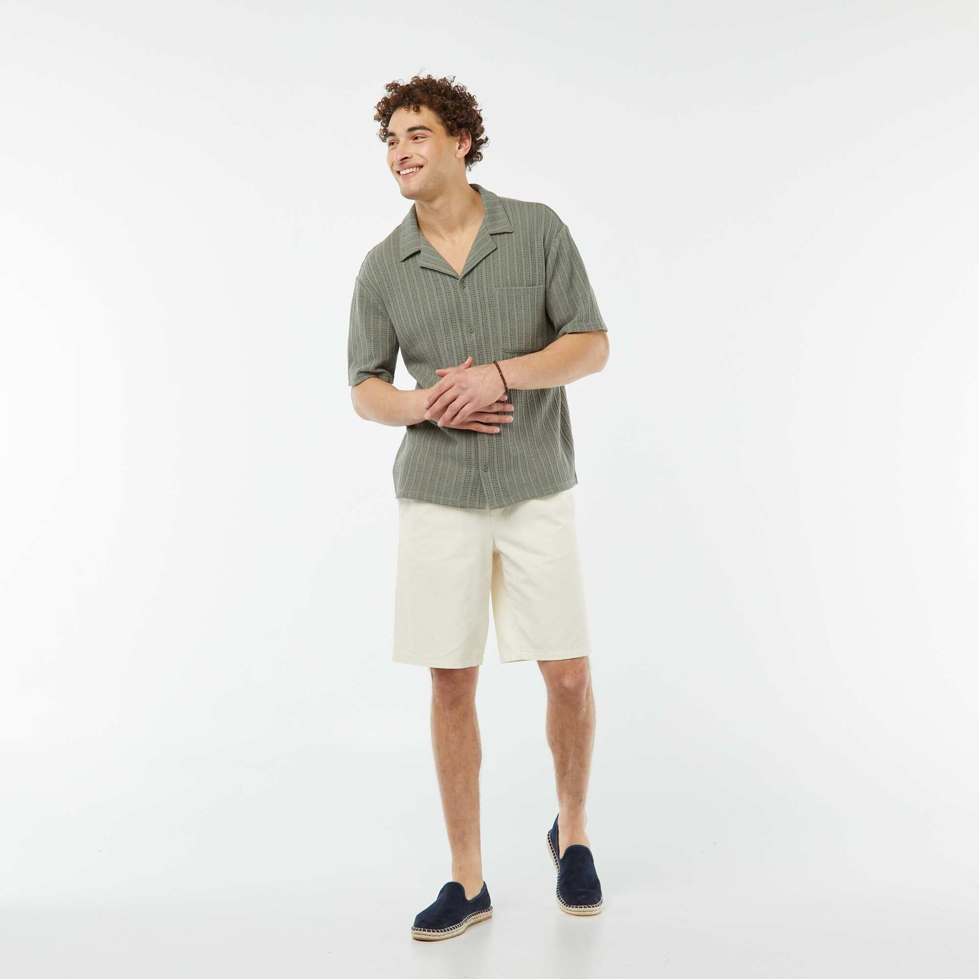 Chemise manches courtes en matière ajourée VERT