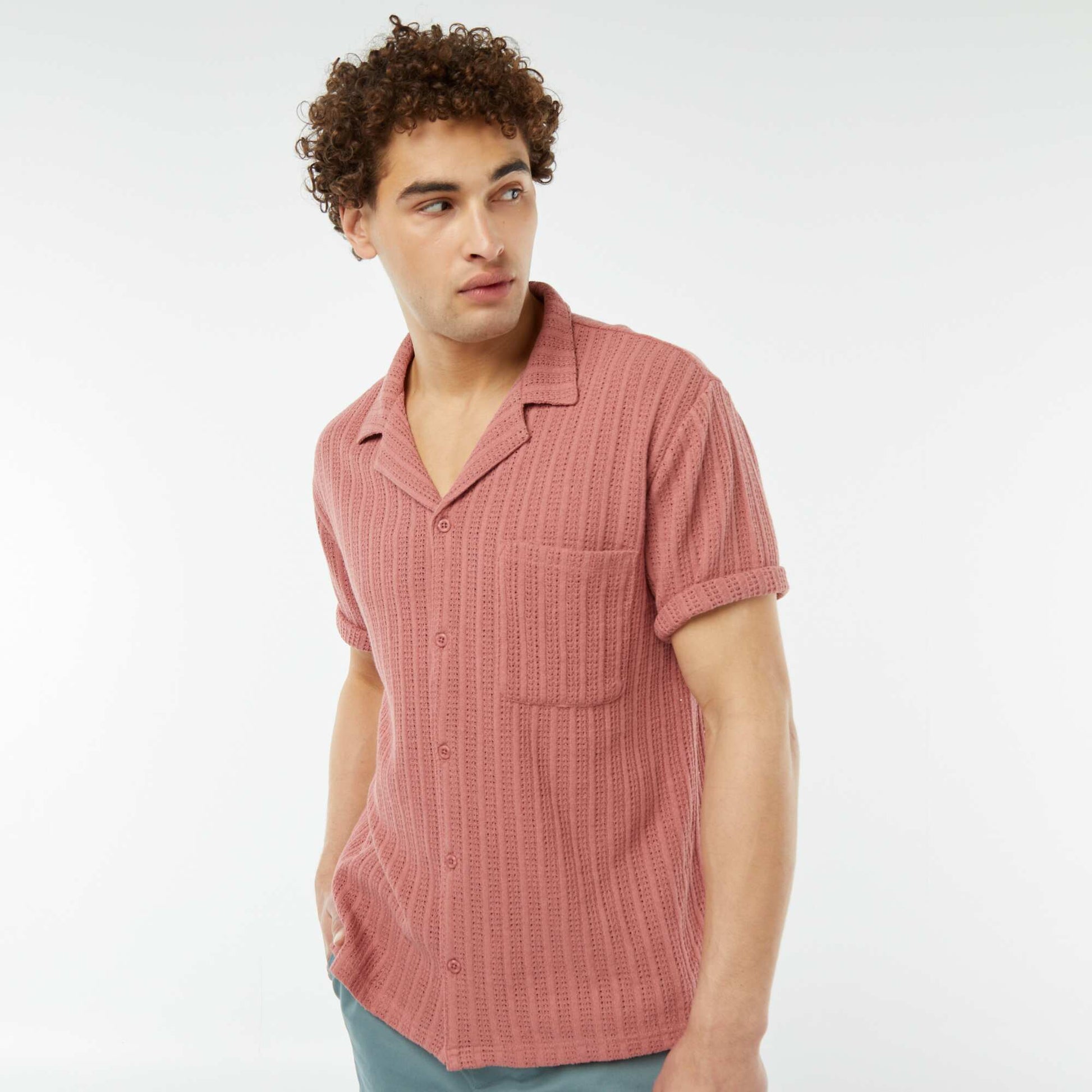 Chemise manches courtes en matière ajourée ROSE